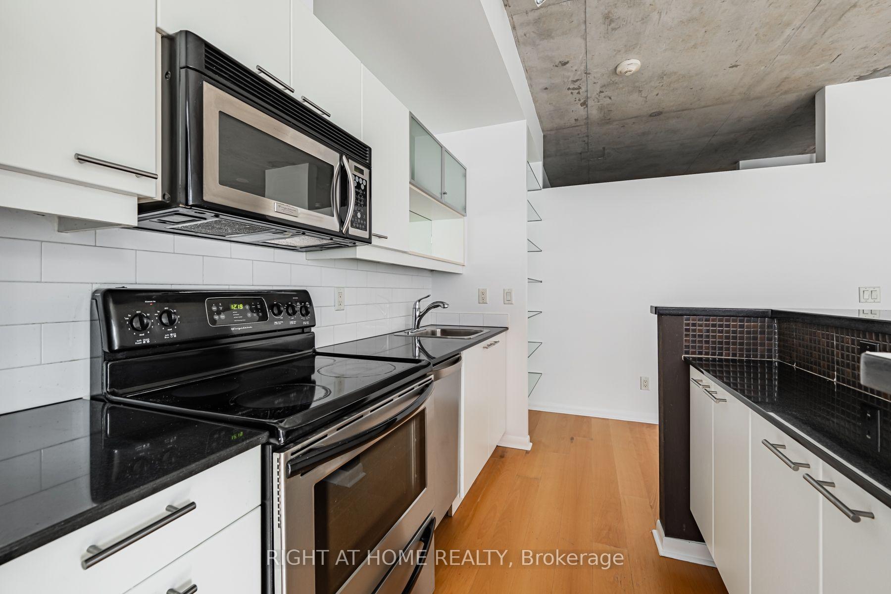 Photo 12 of Unit 418, 333 Adelaide Street E, Toronto, Moss Park — HOMEH