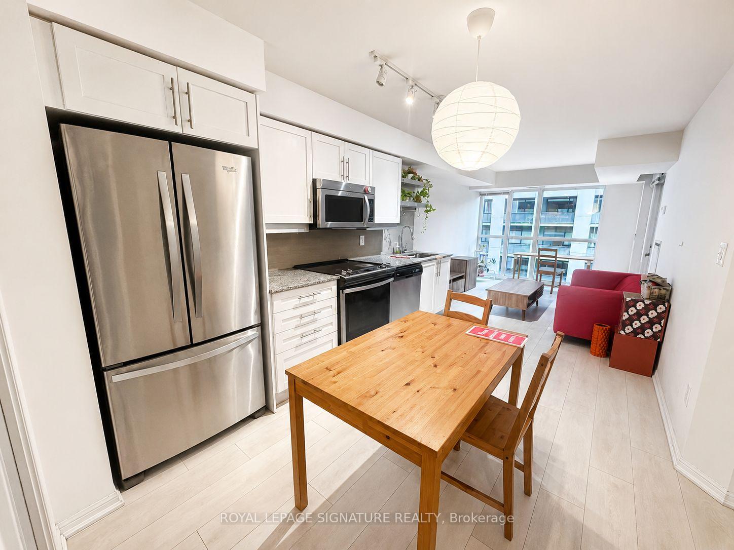 Photo 2 of Unit 903, 400 Adelaide Street E, Toronto, Moss Park — HOMEH