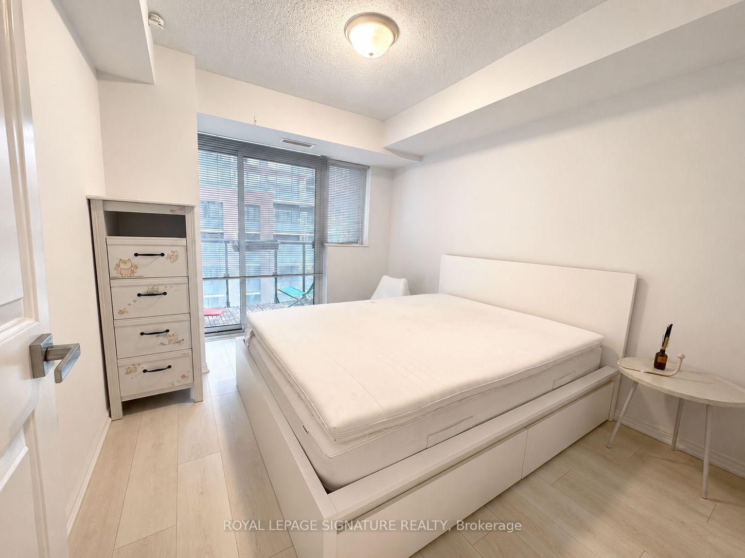 Photo 8 of Unit 903, 400 Adelaide Street E, Toronto, Moss Park — HOMEH