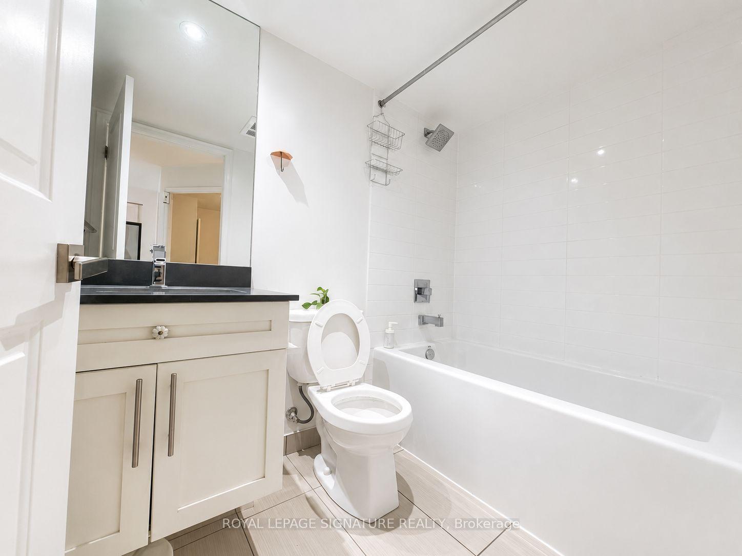 Photo 9 of Unit 903, 400 Adelaide Street E, Toronto, Moss Park — HOMEH