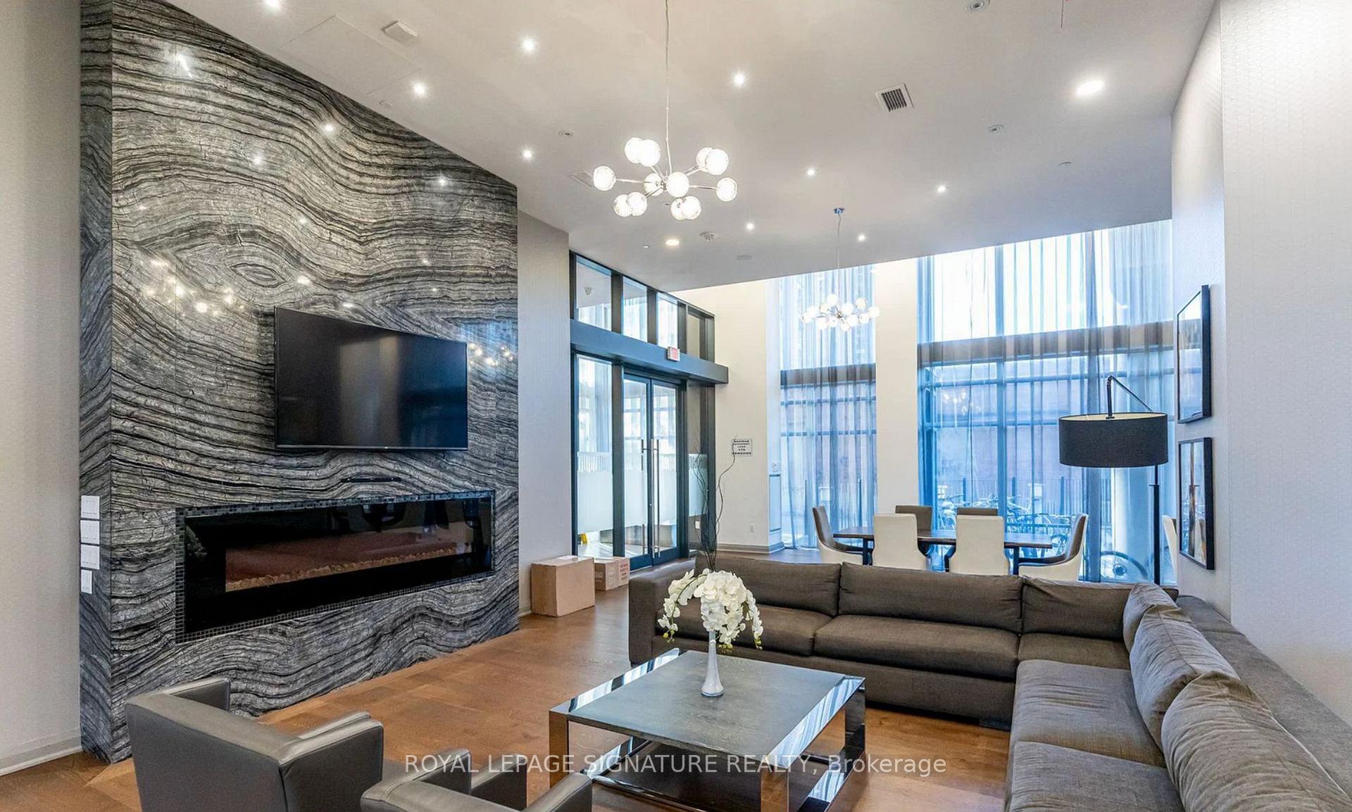 Photo 18 of Unit 903, 400 Adelaide Street E, Toronto, Moss Park — HOMEH
