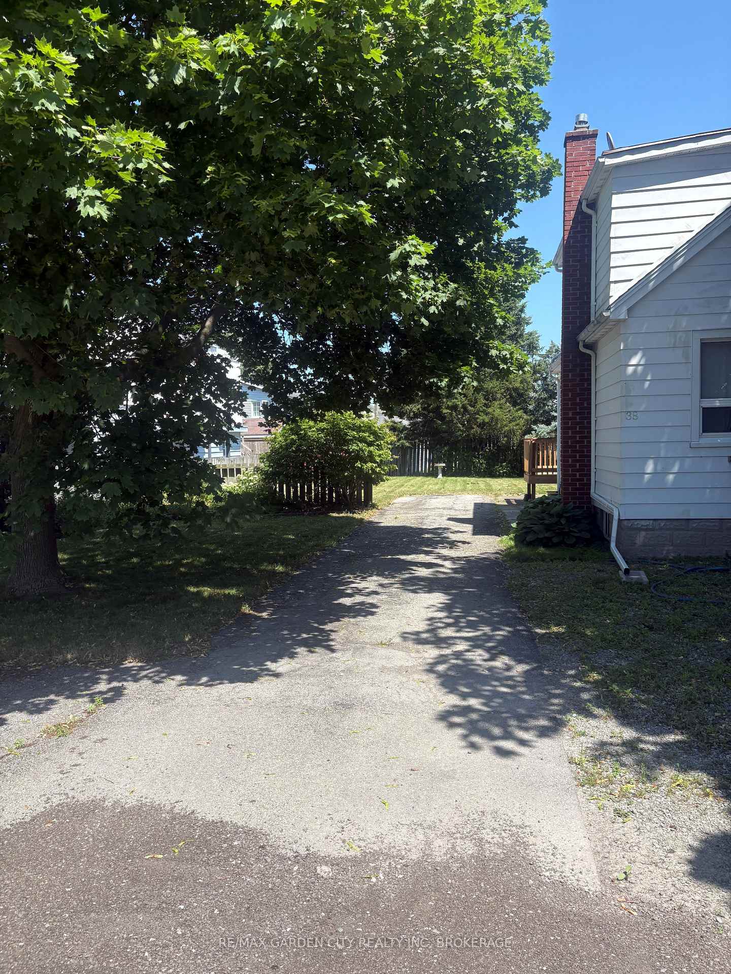 Photo of 40 Oakwood Street