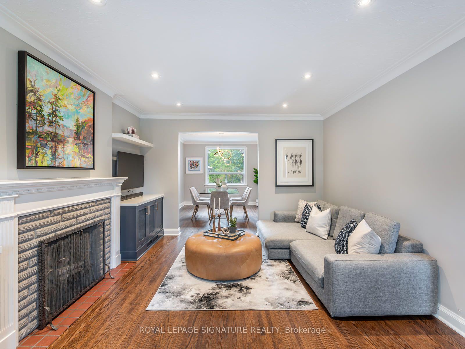 Photo 6 of 31 Brookview Drive, Toronto, Englemount-Lawrence — HOMEH