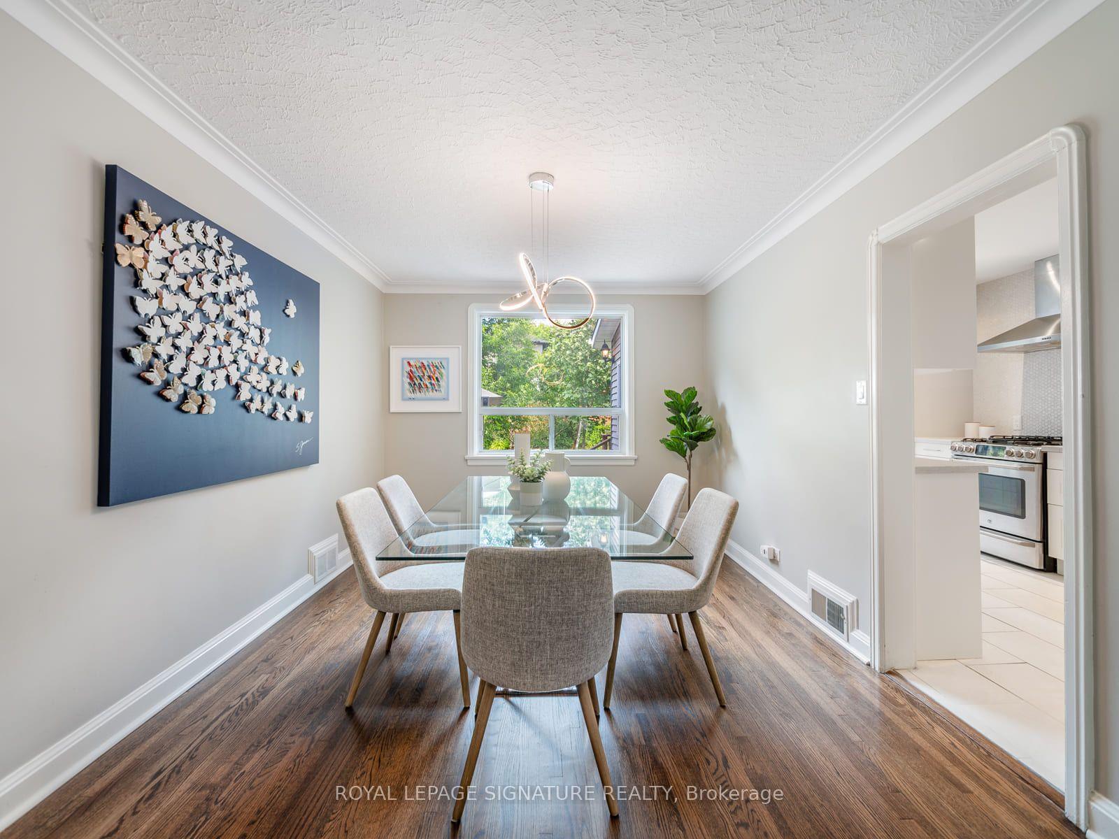 Photo 9 of 31 Brookview Drive, Toronto, Englemount-Lawrence — HOMEH