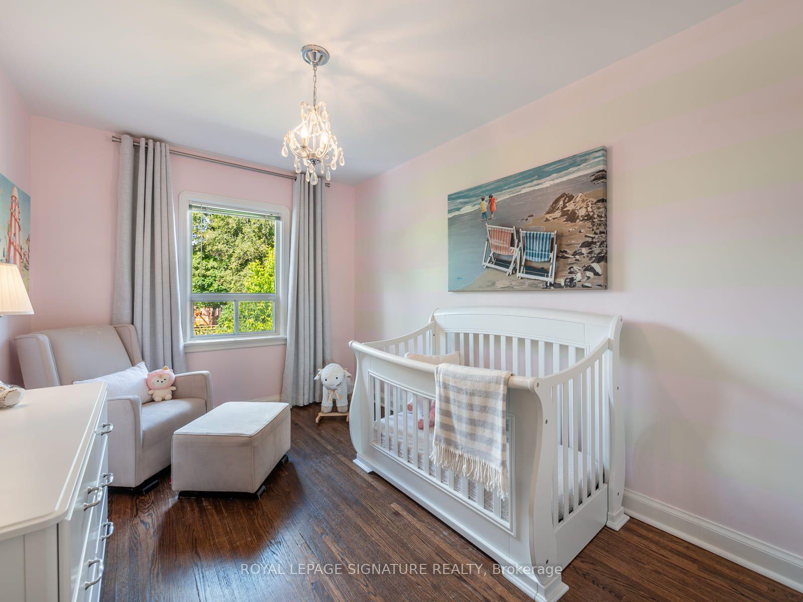 Photo 22 of 31 Brookview Drive, Toronto, Englemount-Lawrence — HOMEH