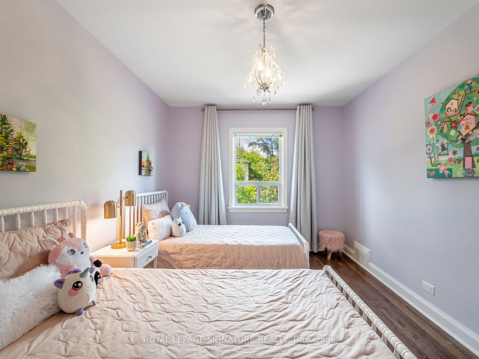 Photo 26 of 31 Brookview Drive, Toronto, Englemount-Lawrence — HOMEH
