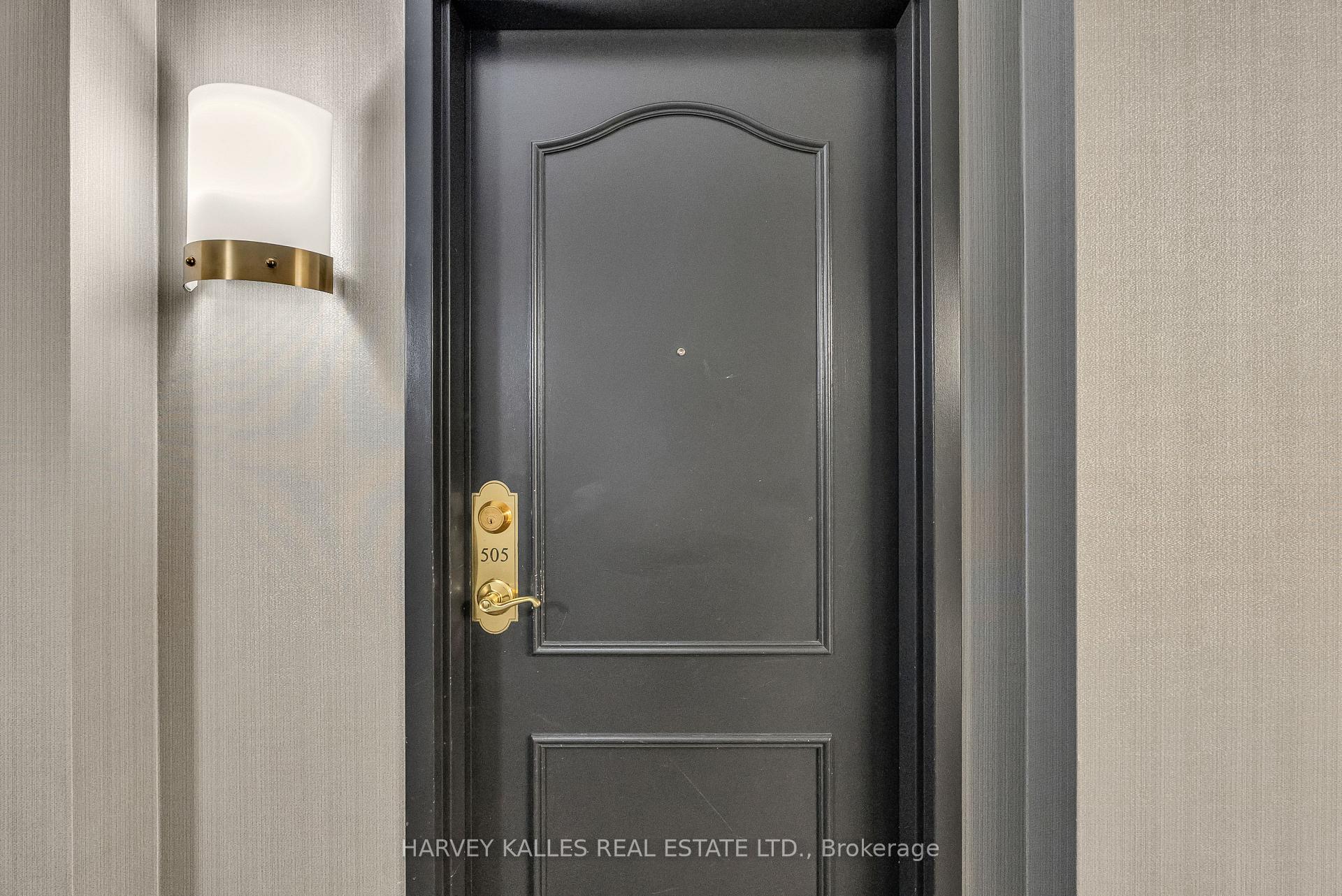 Photo 3 of Unit 505, 1801 Bayview Avenue, Toronto, Leaside — HOMEH
