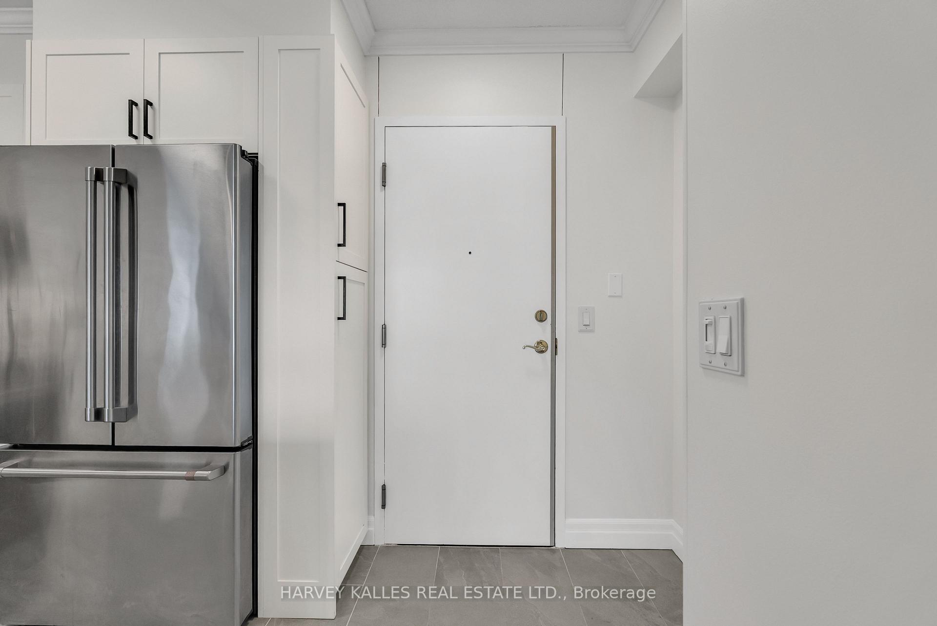 Photo 4 of Unit 505, 1801 Bayview Avenue, Toronto, Leaside — HOMEH