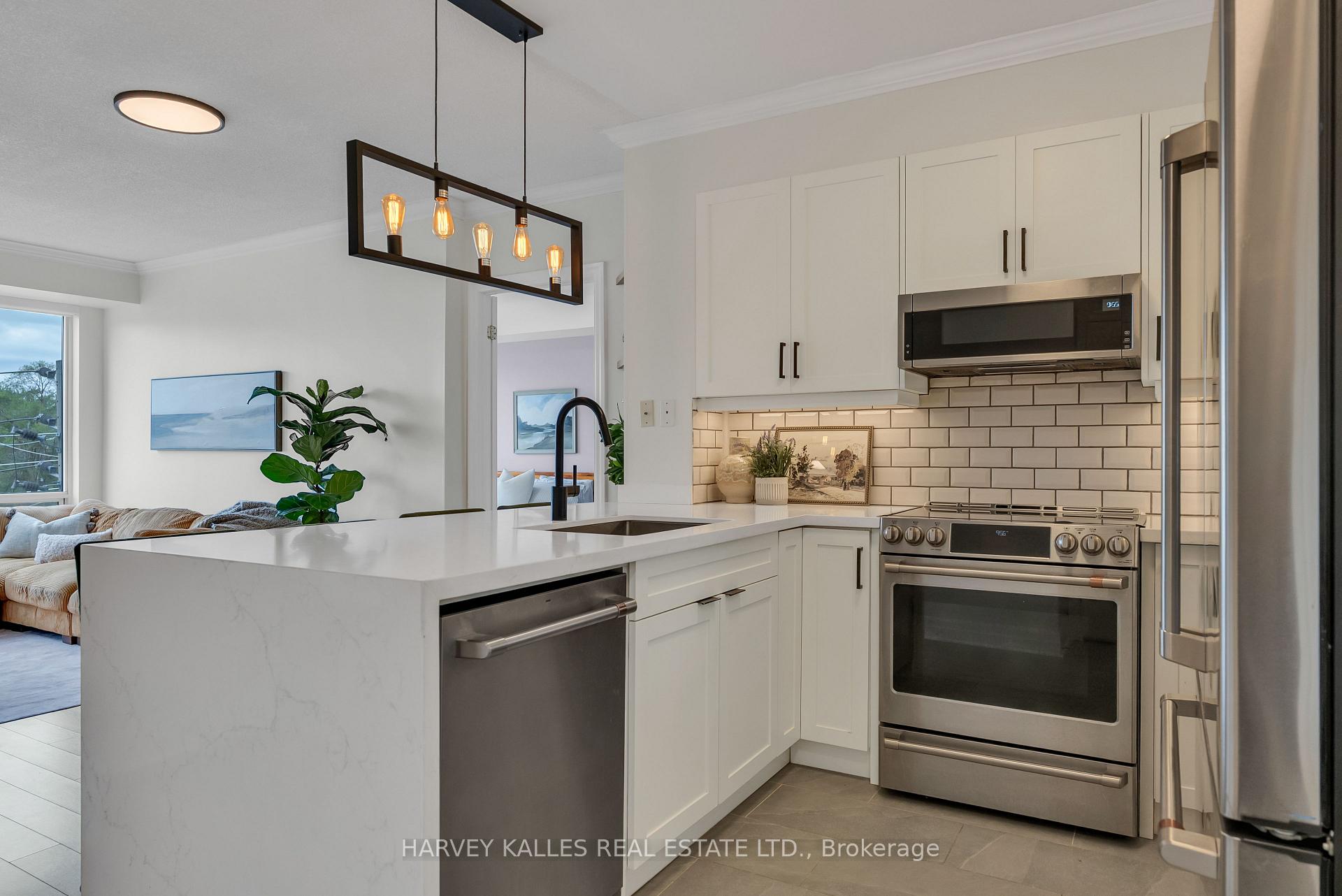Photo 17 of Unit 505, 1801 Bayview Avenue, Toronto, Leaside — HOMEH