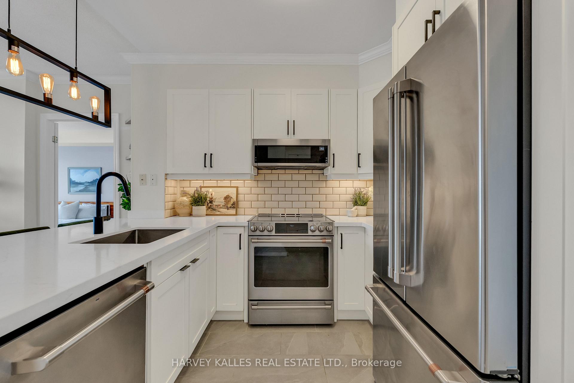 Photo 18 of Unit 505, 1801 Bayview Avenue, Toronto, Leaside — HOMEH