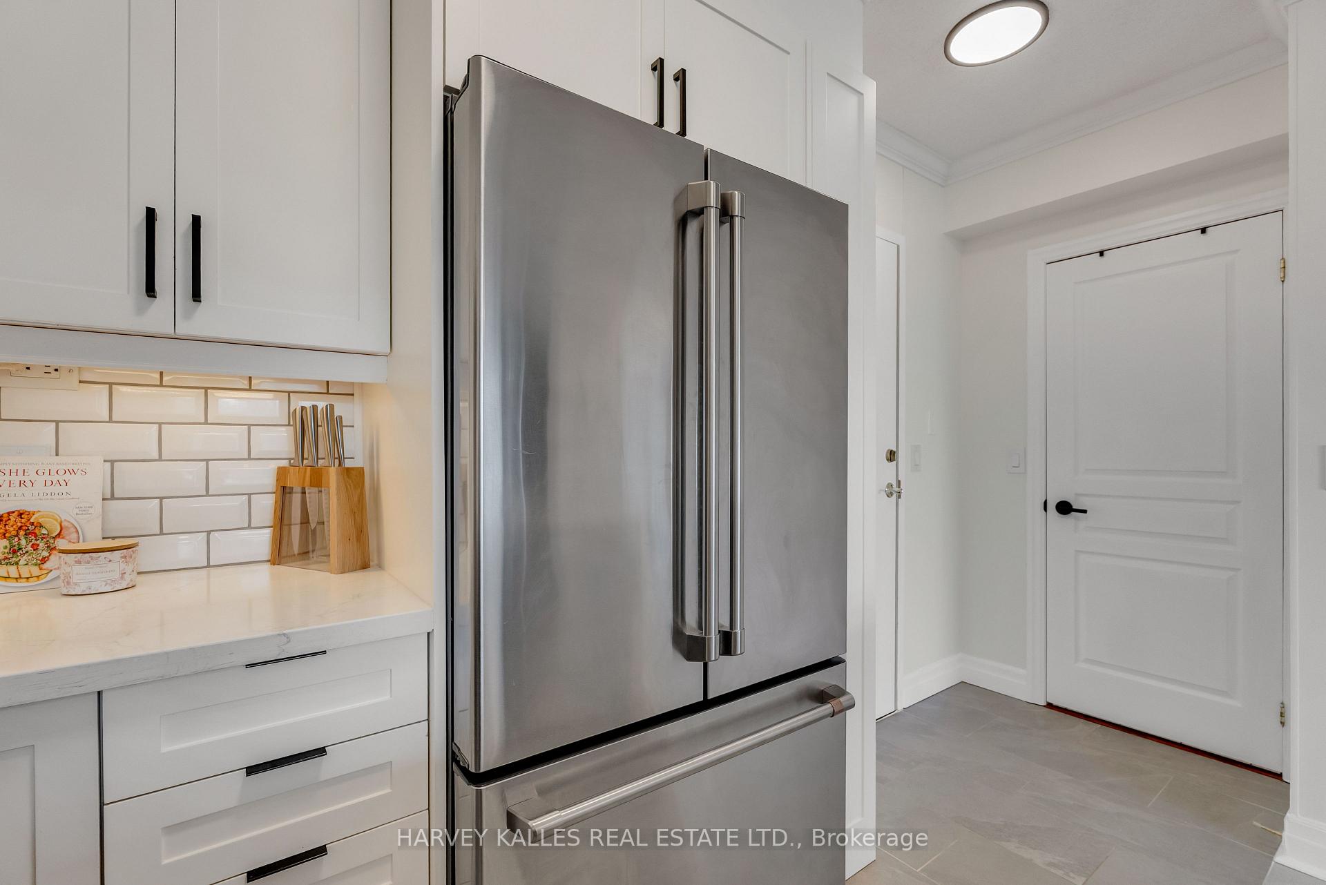 Photo 20 of Unit 505, 1801 Bayview Avenue, Toronto, Leaside — HOMEH