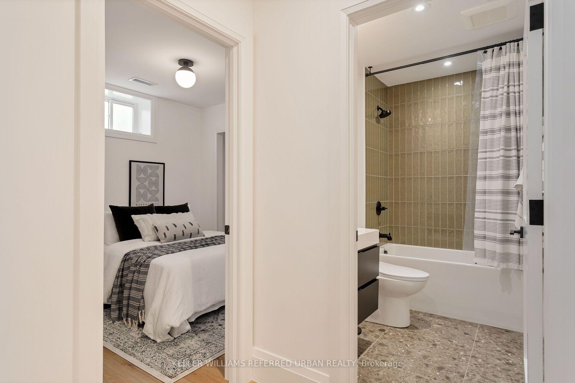 Photo 48 of 25 Delma Drive, Etobicoke, Alderwood — HOMEH
