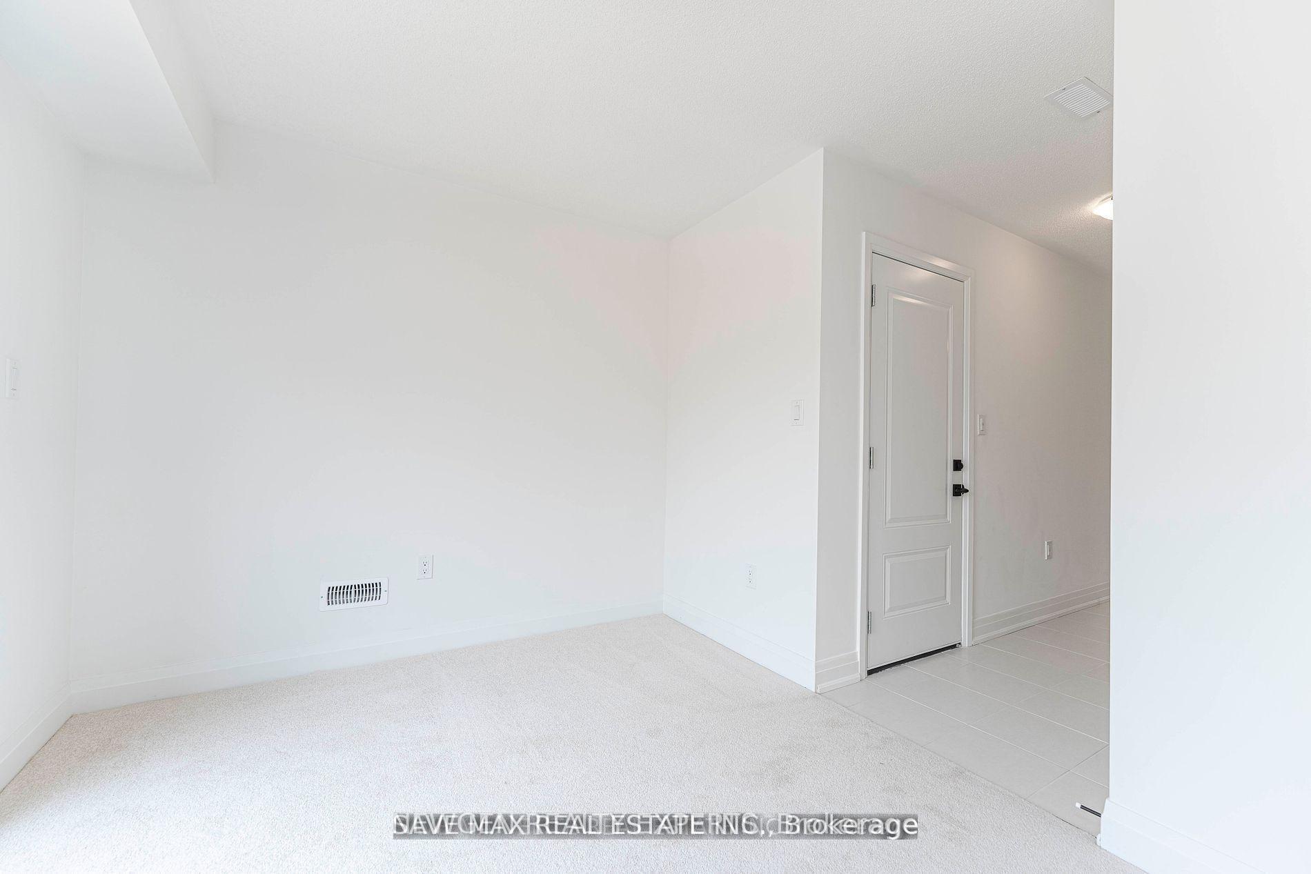 Photo 6 of 74 Windtree Way, Halton Hills, Georgetown — HOMEH