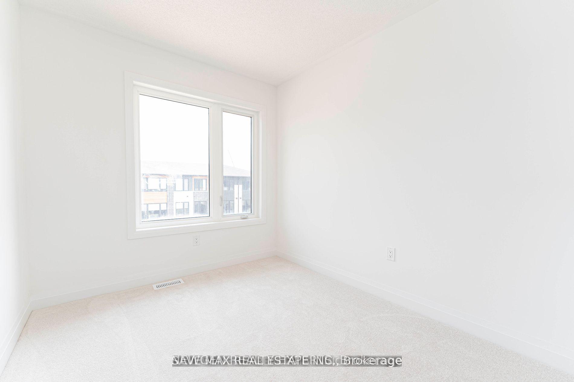 Photo 16 of 74 Windtree Way, Halton Hills, Georgetown — HOMEH