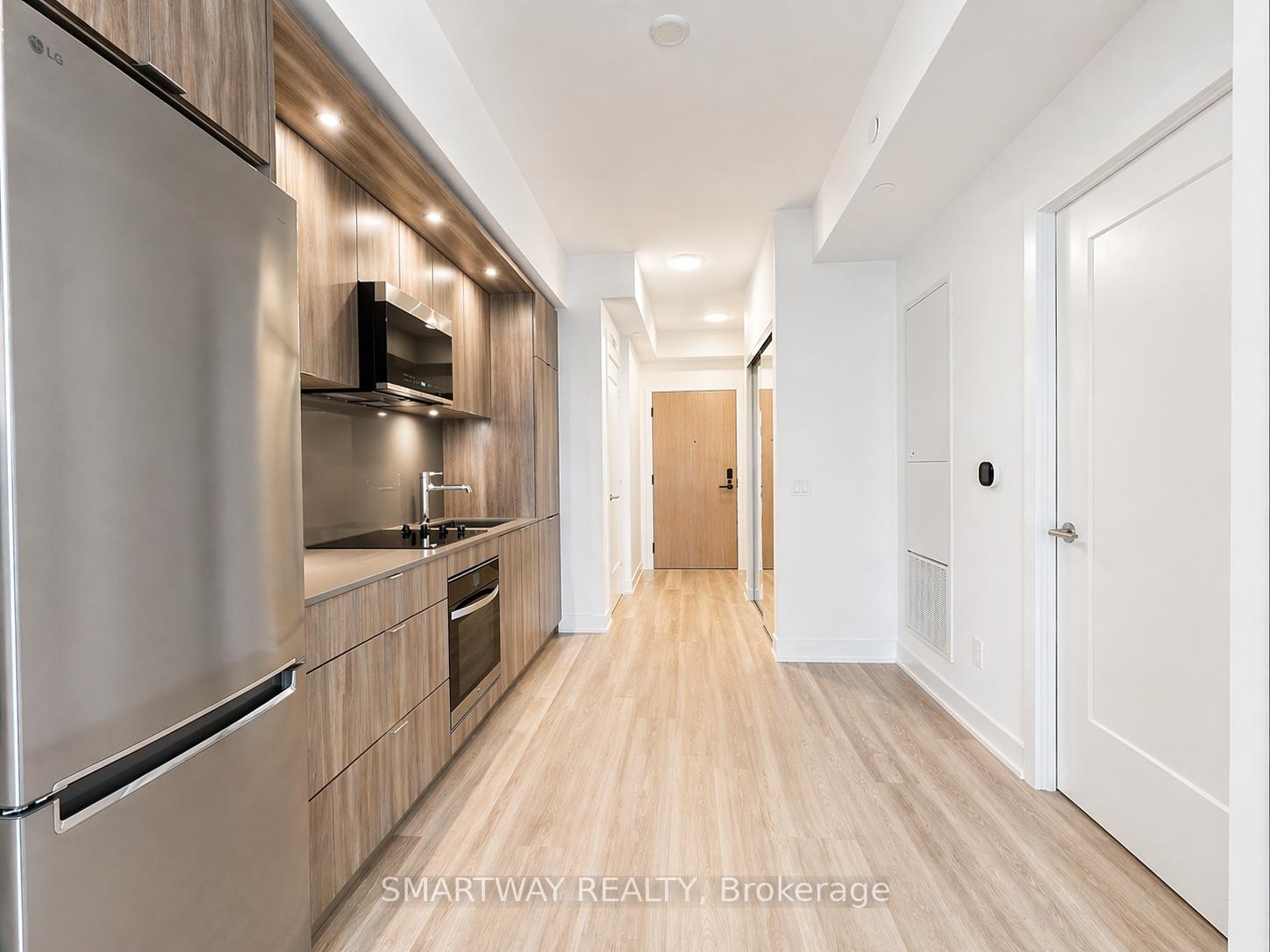Photo 15 of Unit 2601, 60 Central Park Roadway, Etobicoke, Islington-City Centre West — HOMEH