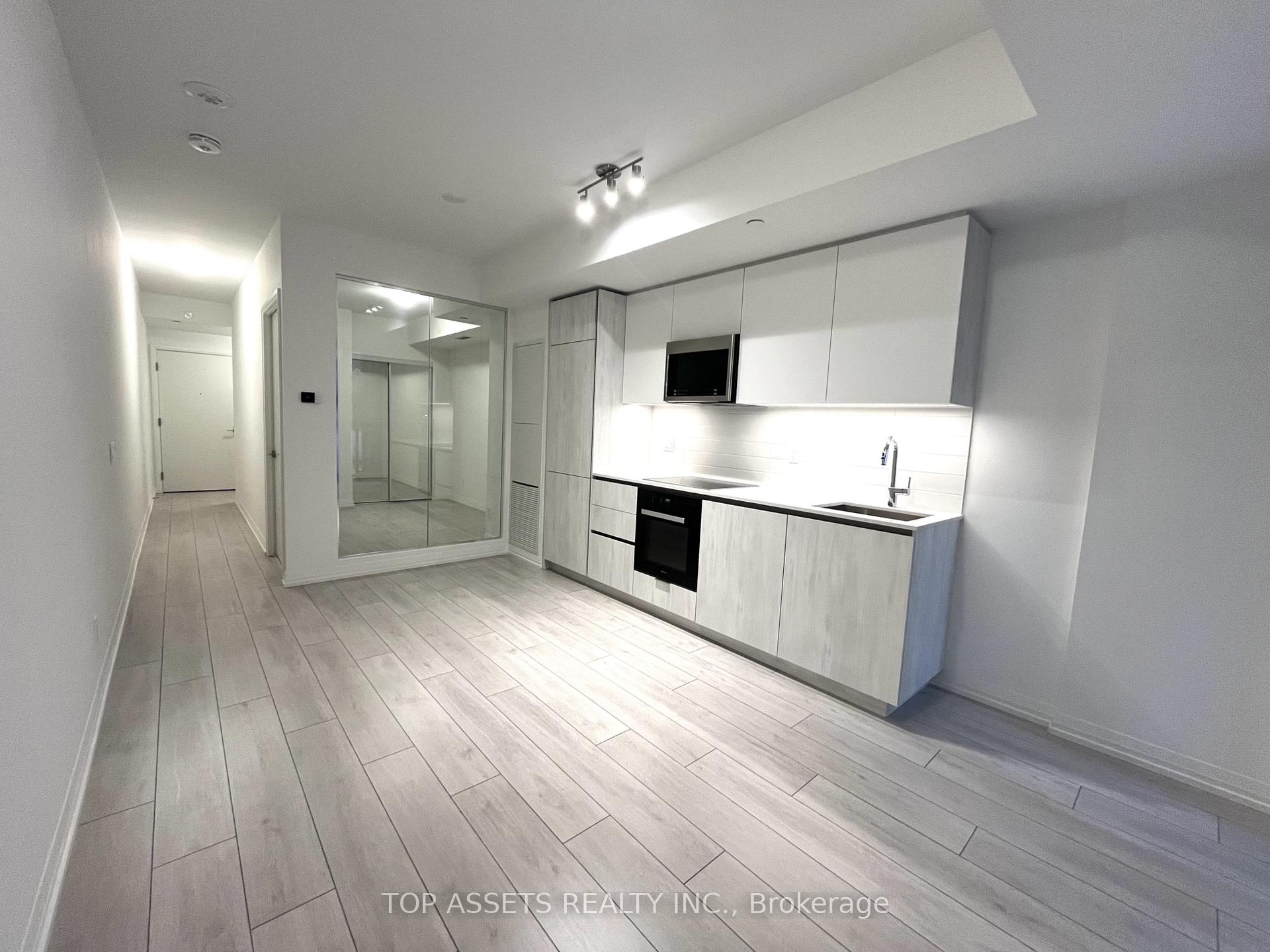 Photo 9 of Unit 608, 400 King Street W, Toronto, Waterfront Communities — HOMEH
