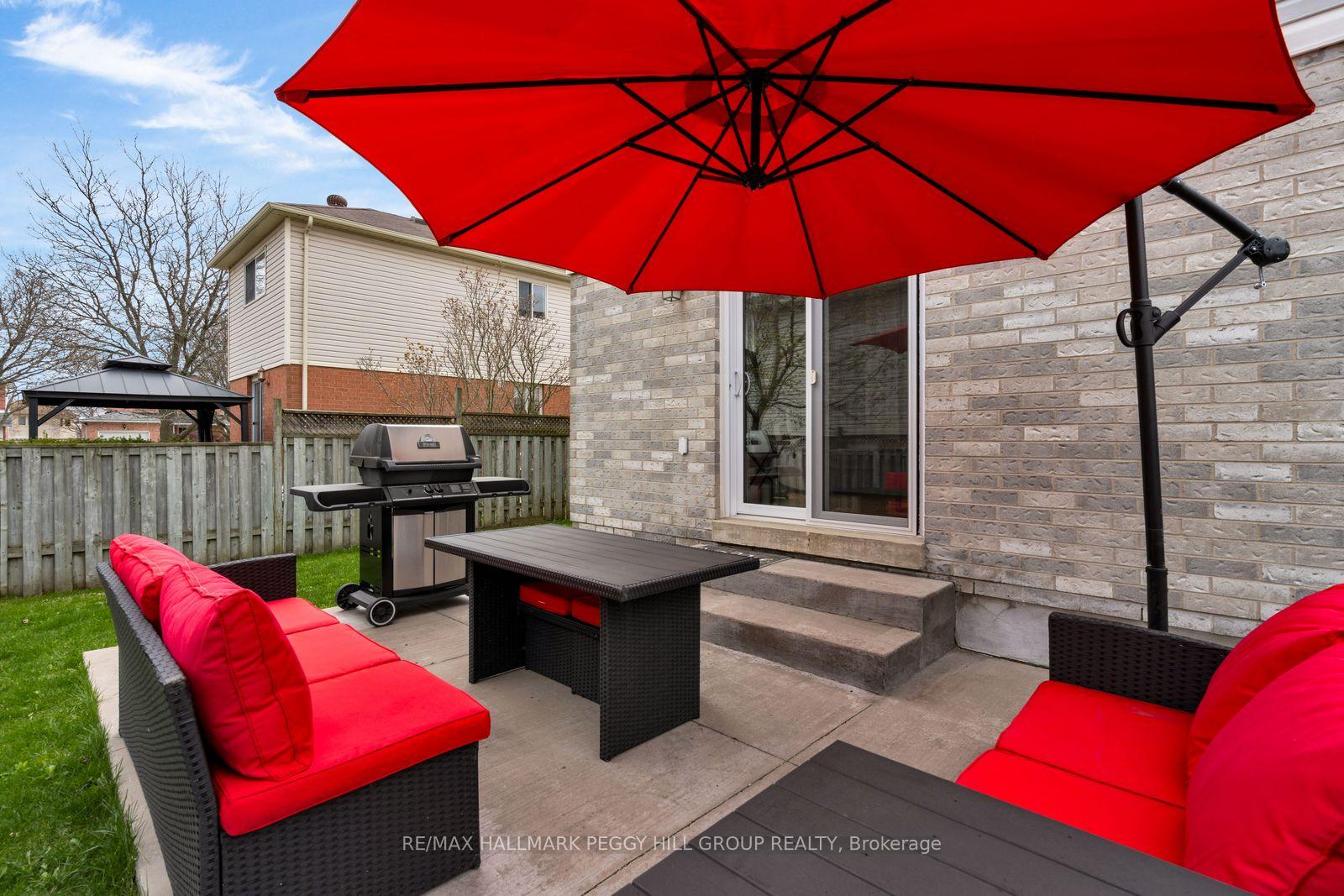 Photo 2 of 45 Ward Drive, Barrie, Painswick North — HOMEH