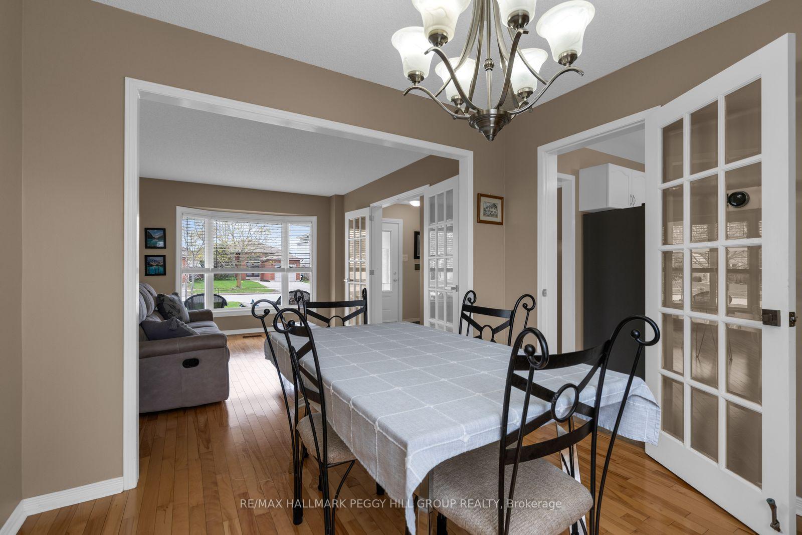 Photo 6 of 45 Ward Drive, Barrie, Painswick North — HOMEH