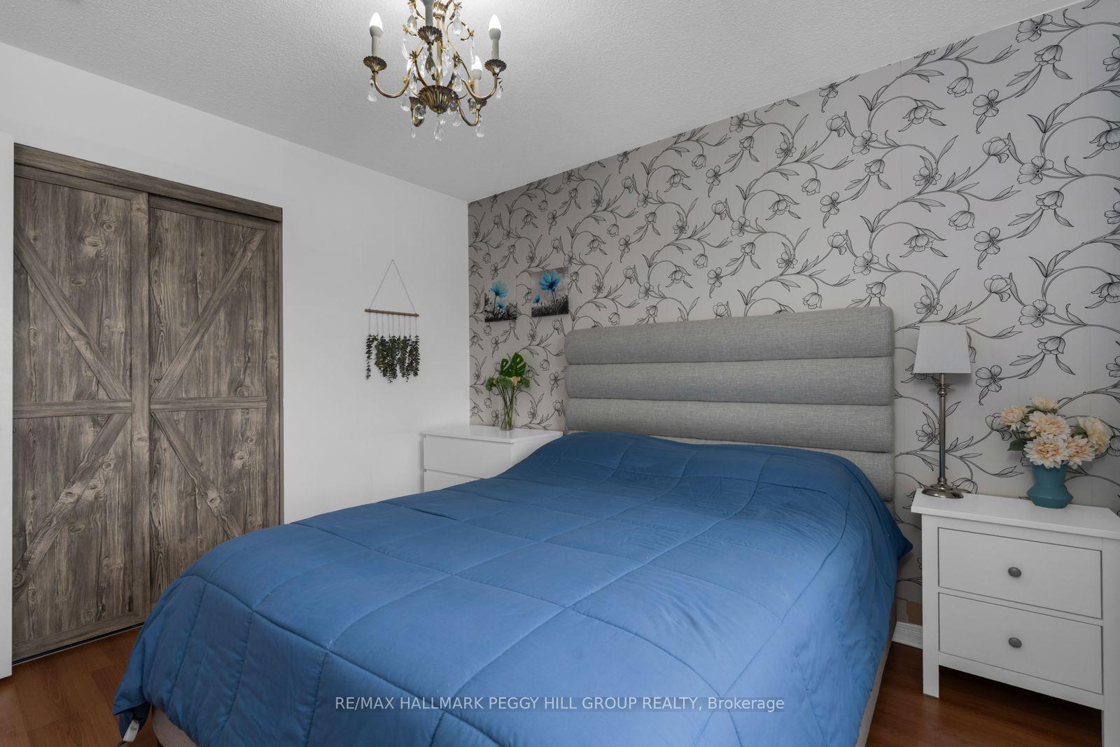 Photo 10 of 45 Ward Drive, Barrie, Painswick North — HOMEH