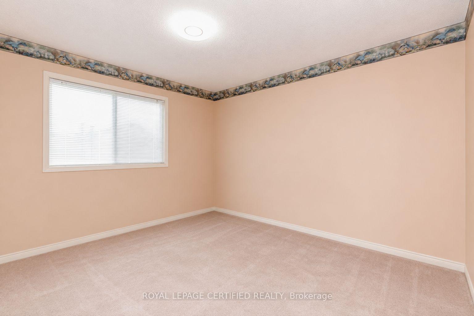 Photo 17 of 11 Pearson Road, Brampton, Fletcher's West — HOMEH