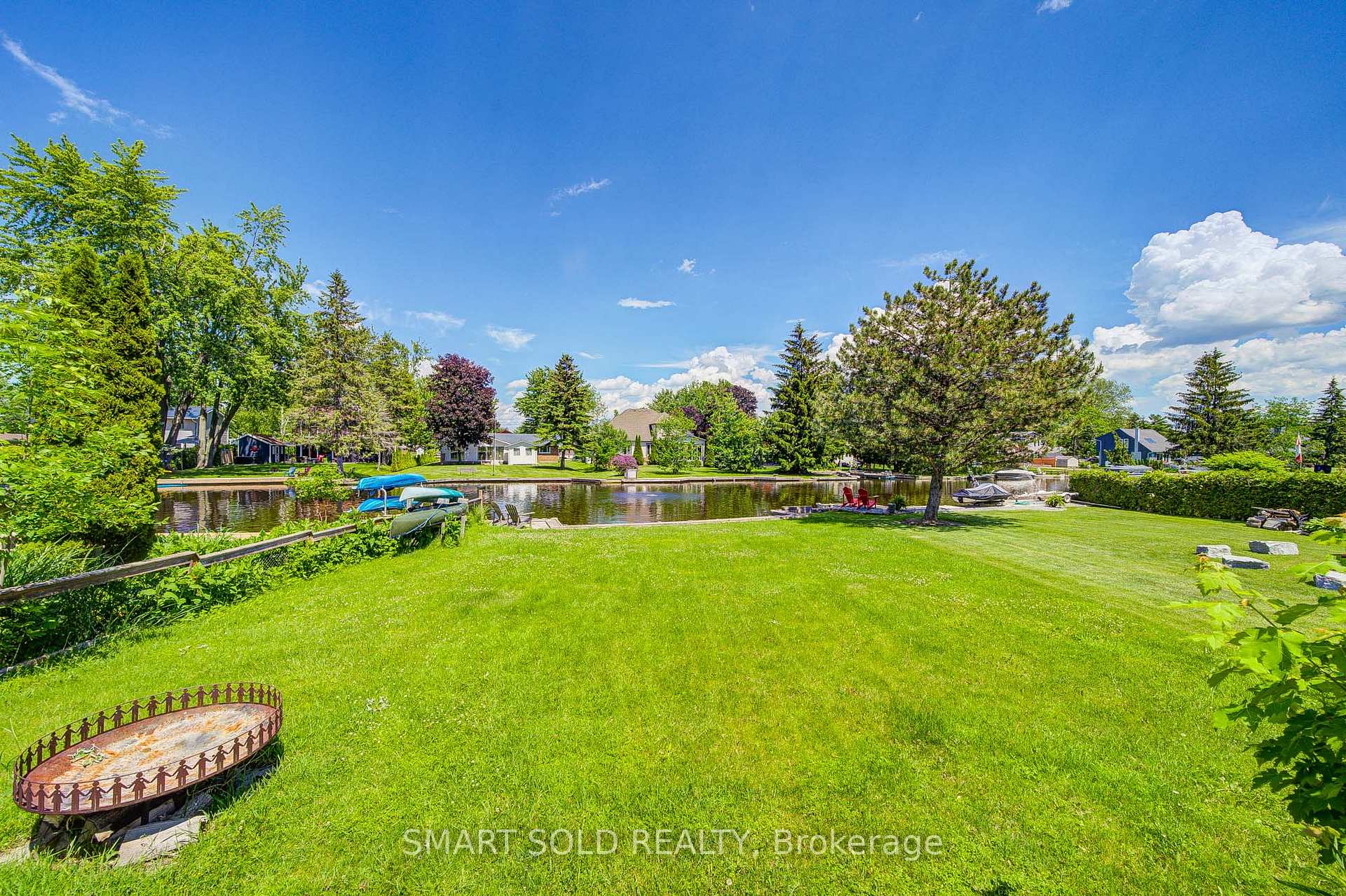 Photo 9 of 75 Lake Avenue, Ramara, Brechin — HOMEH