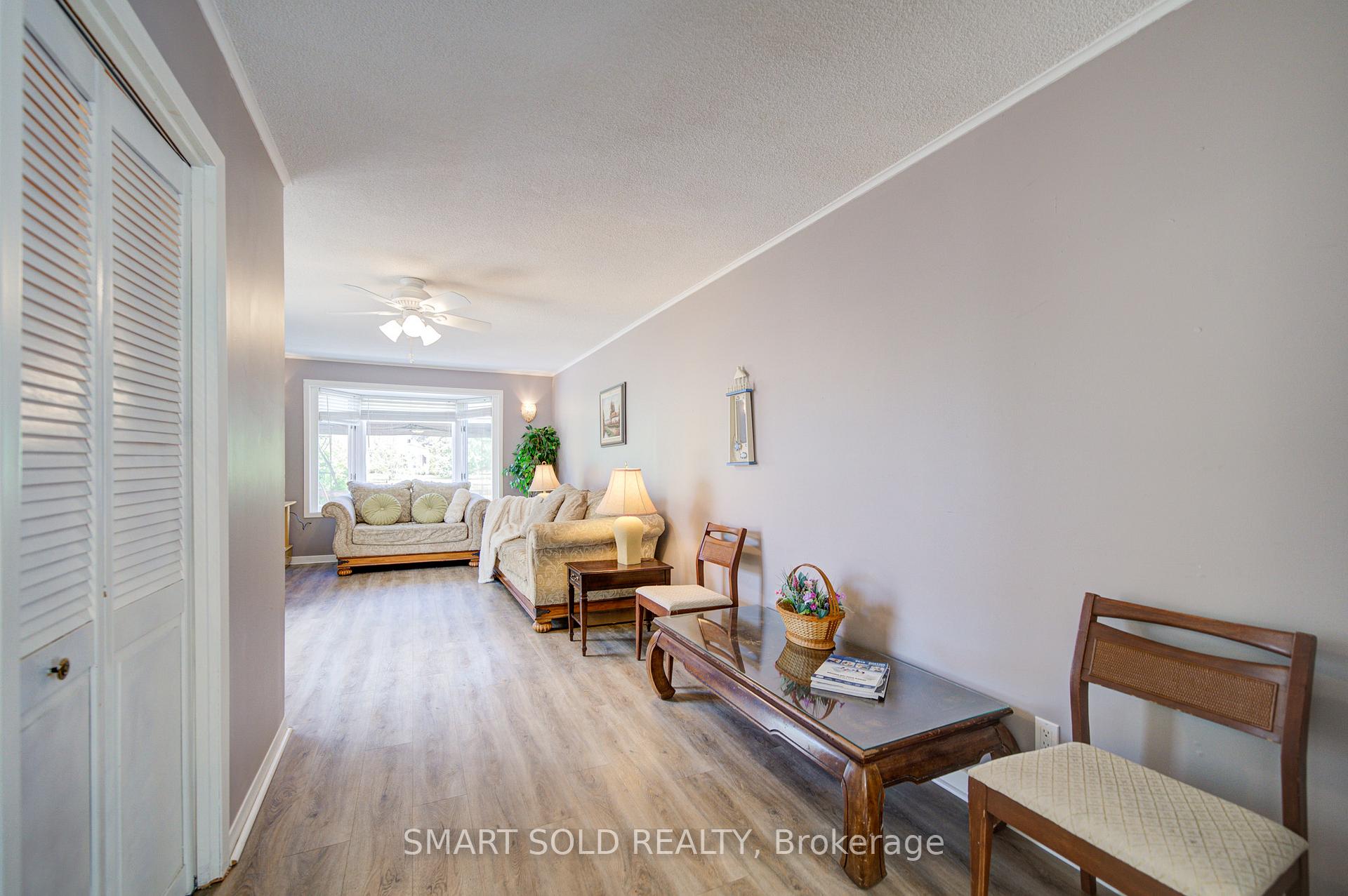 Photo 15 of 75 Lake Avenue, Ramara, Brechin — HOMEH