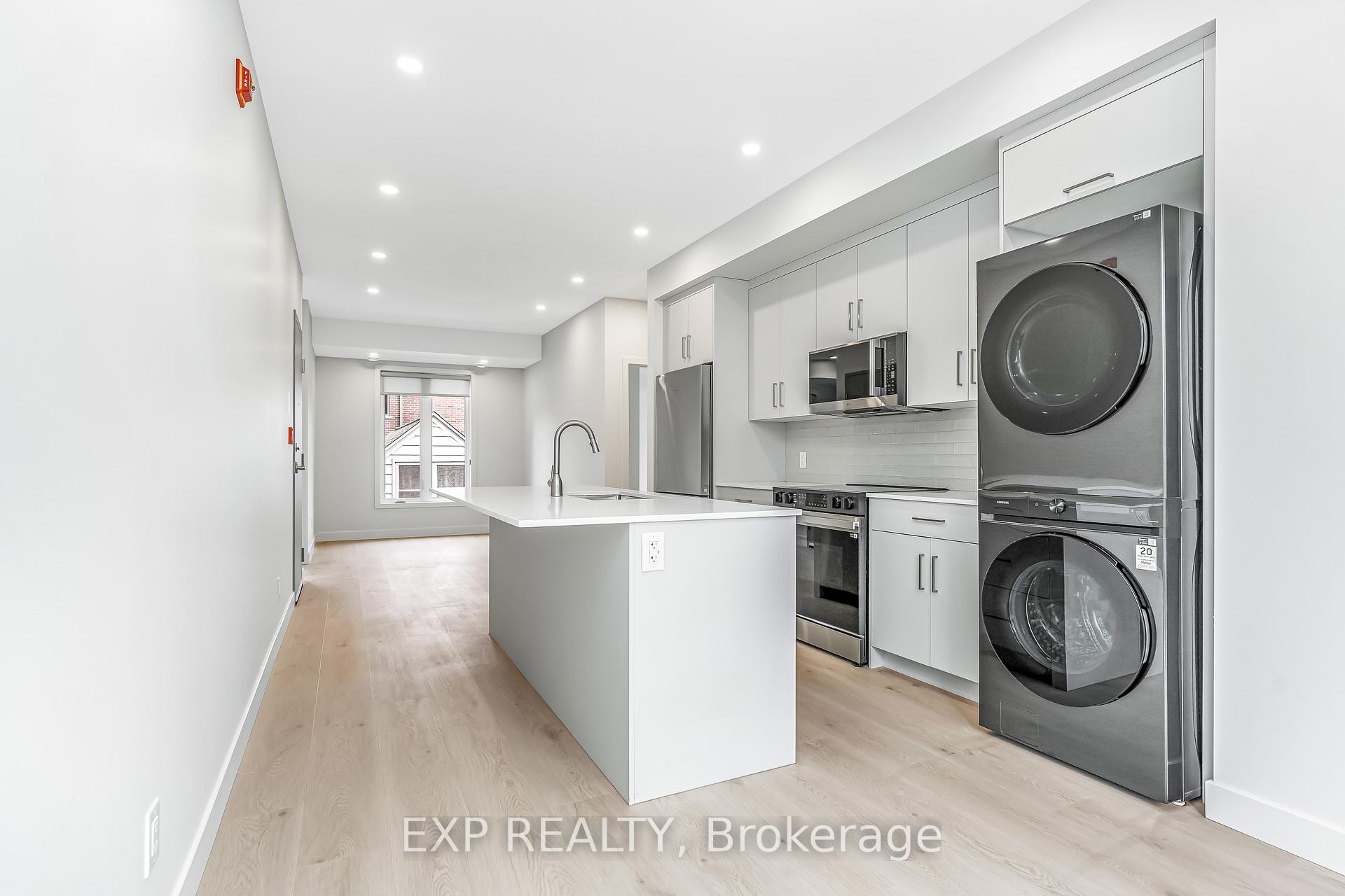 Photo 6 of Unit 4, 1267 Summerville Avenue, Ottawa, Carlington — HOMEH