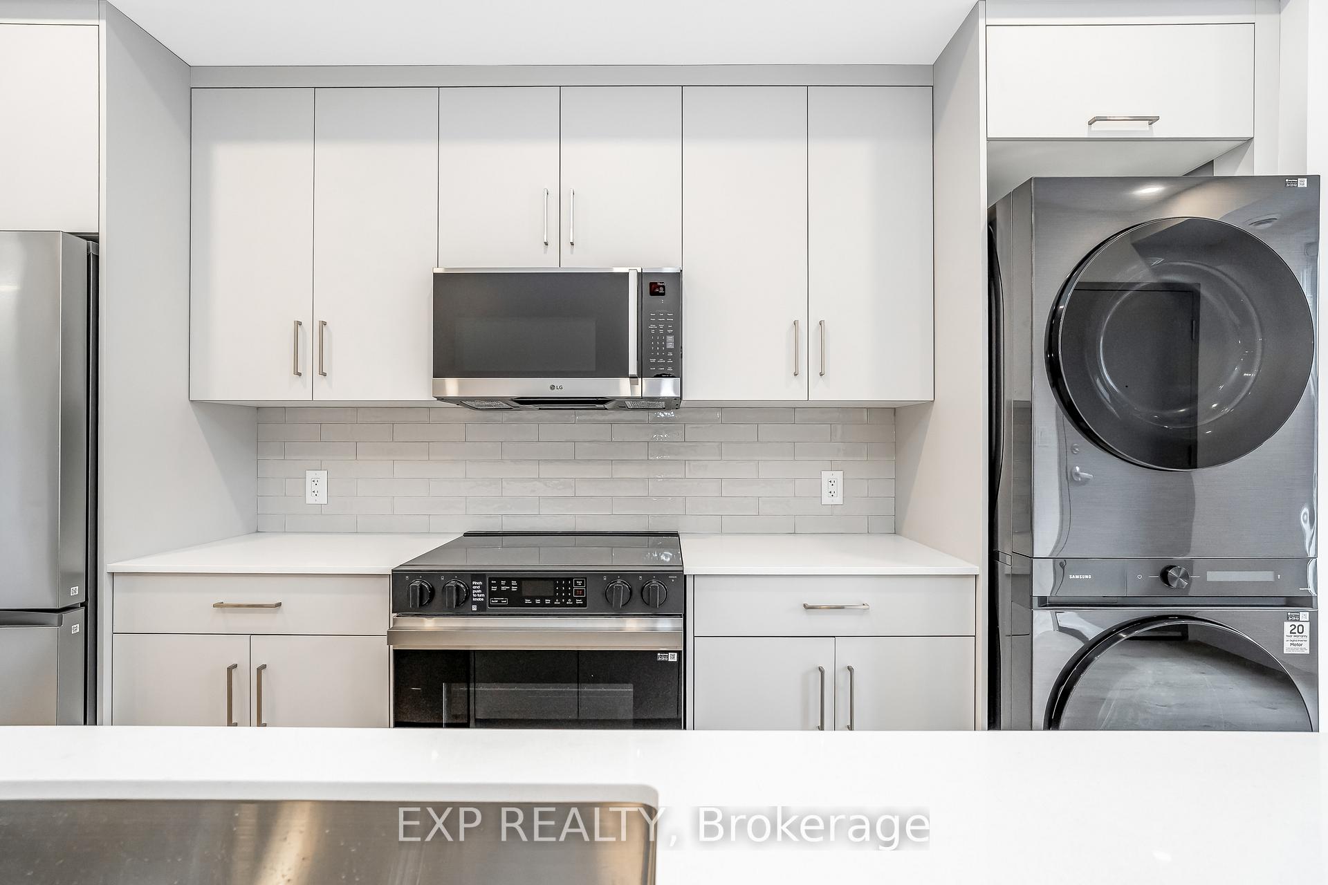 Photo 7 of Unit 4, 1267 Summerville Avenue, Ottawa, Carlington — HOMEH