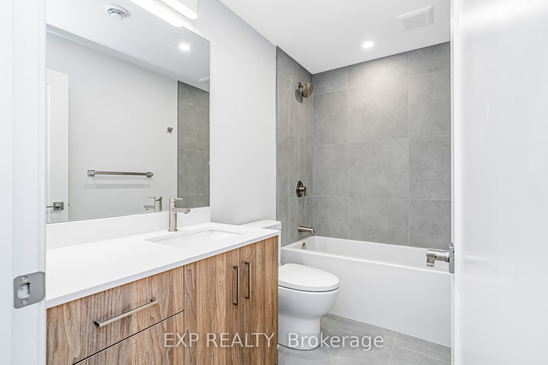 Photo 18 of Unit 4, 1267 Summerville Avenue, Ottawa, Carlington — HOMEH