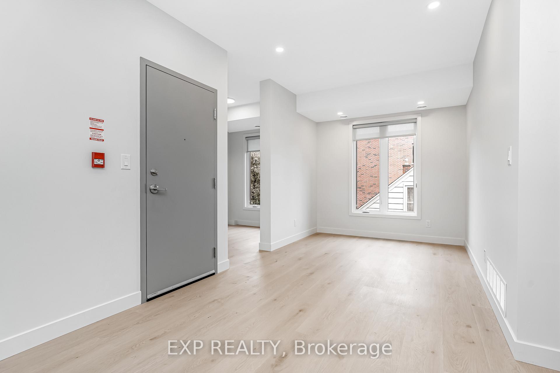 Photo 19 of Unit 4, 1267 Summerville Avenue, Ottawa, Carlington — HOMEH