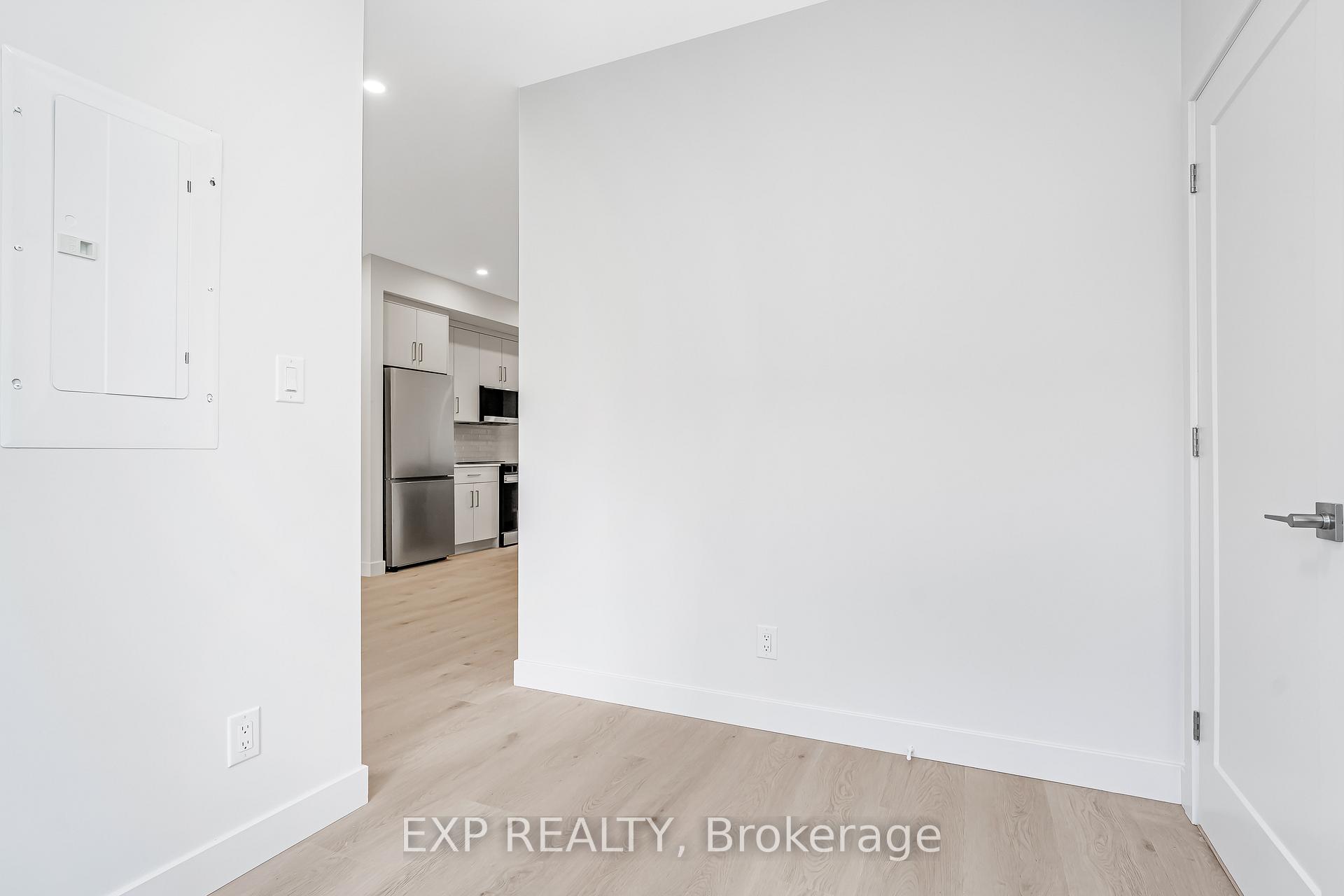 Photo 21 of Unit 4, 1267 Summerville Avenue, Ottawa, Carlington — HOMEH