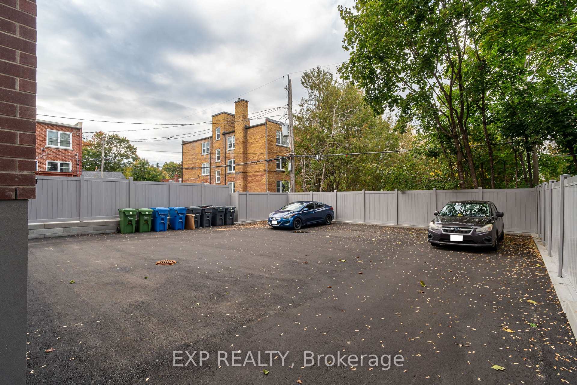 Photo 25 of Unit 4, 1267 Summerville Avenue, Ottawa, Carlington — HOMEH