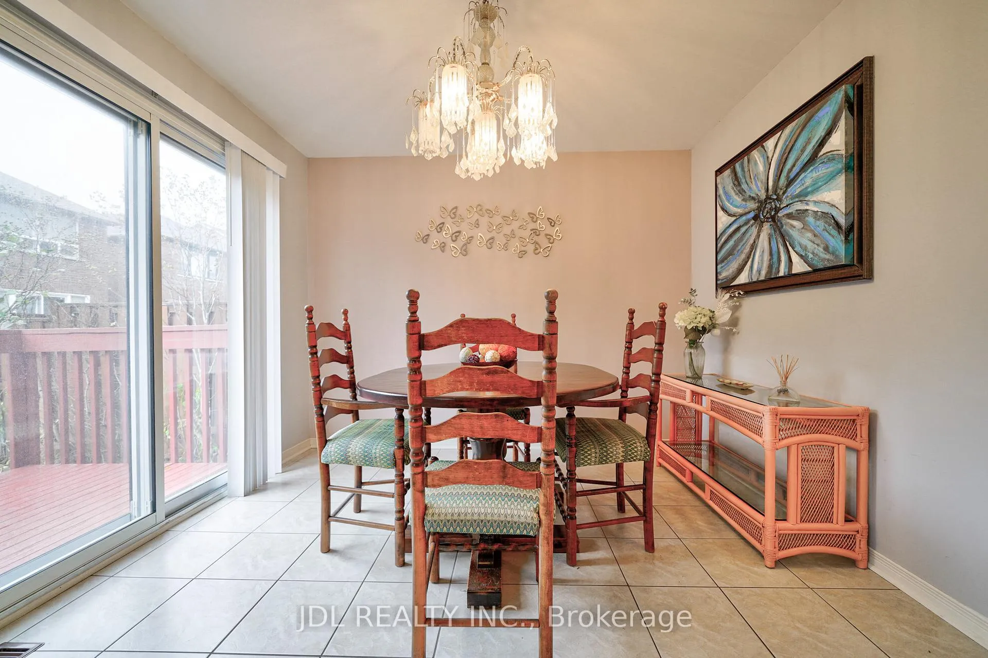 Photo 12 of 20 Tulle Avenue, Vaughan, Vellore Village — HOMEH