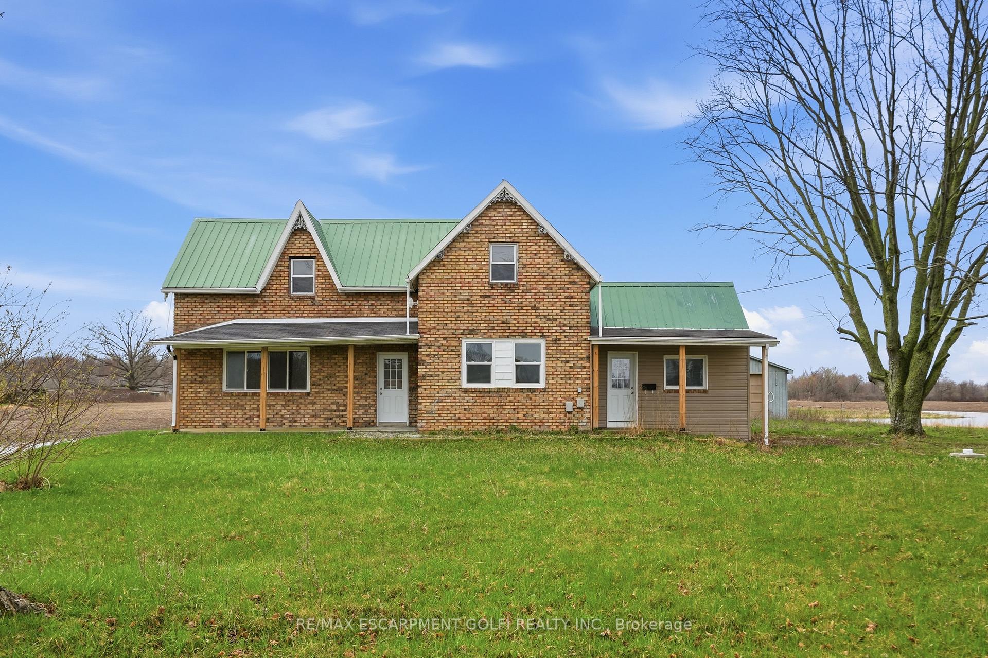 Photo 2 of 53 Young Road, Haldimand, Dunnville — HOMEH