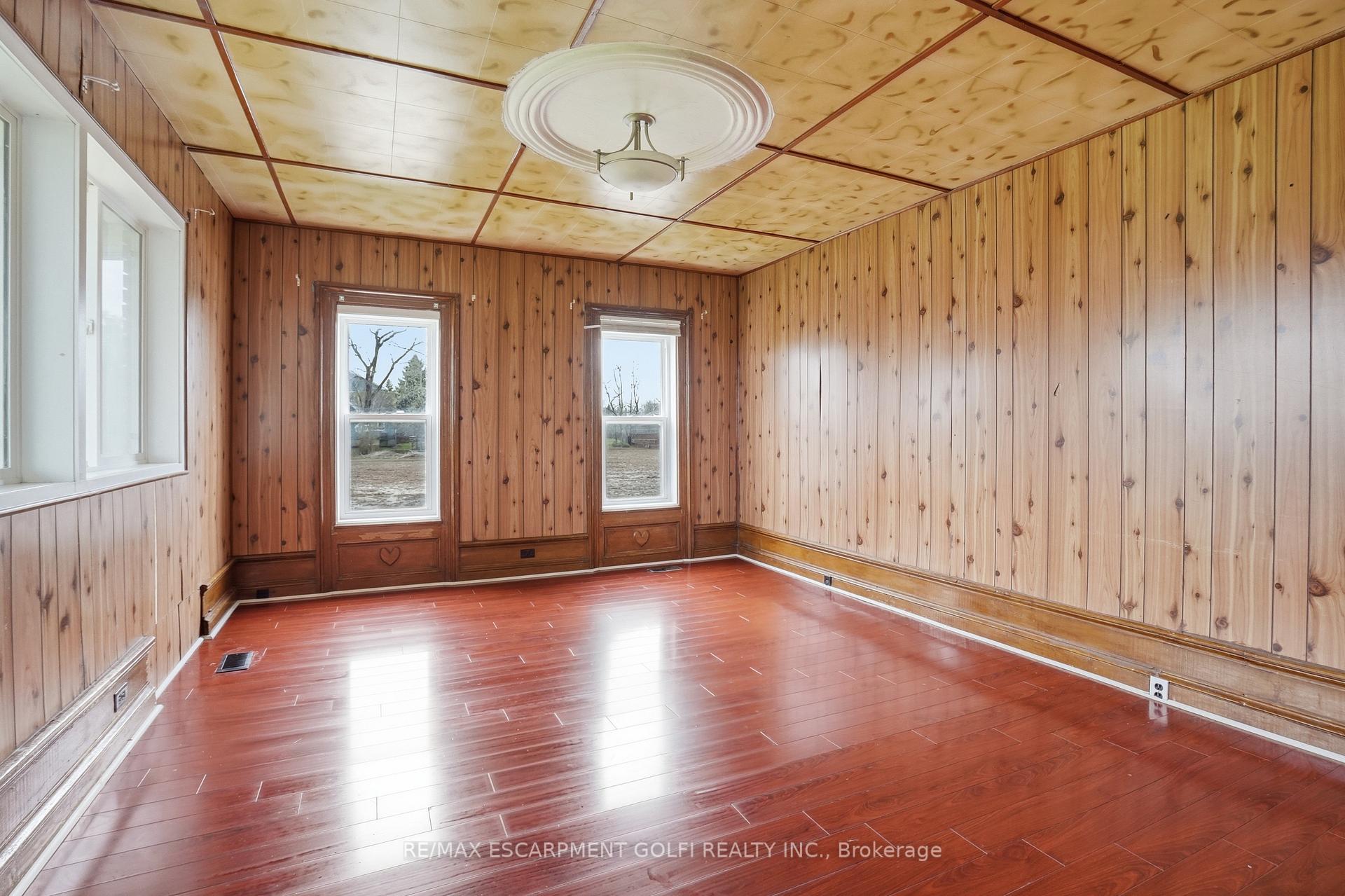 Photo 6 of 53 Young Road, Haldimand, Dunnville — HOMEH