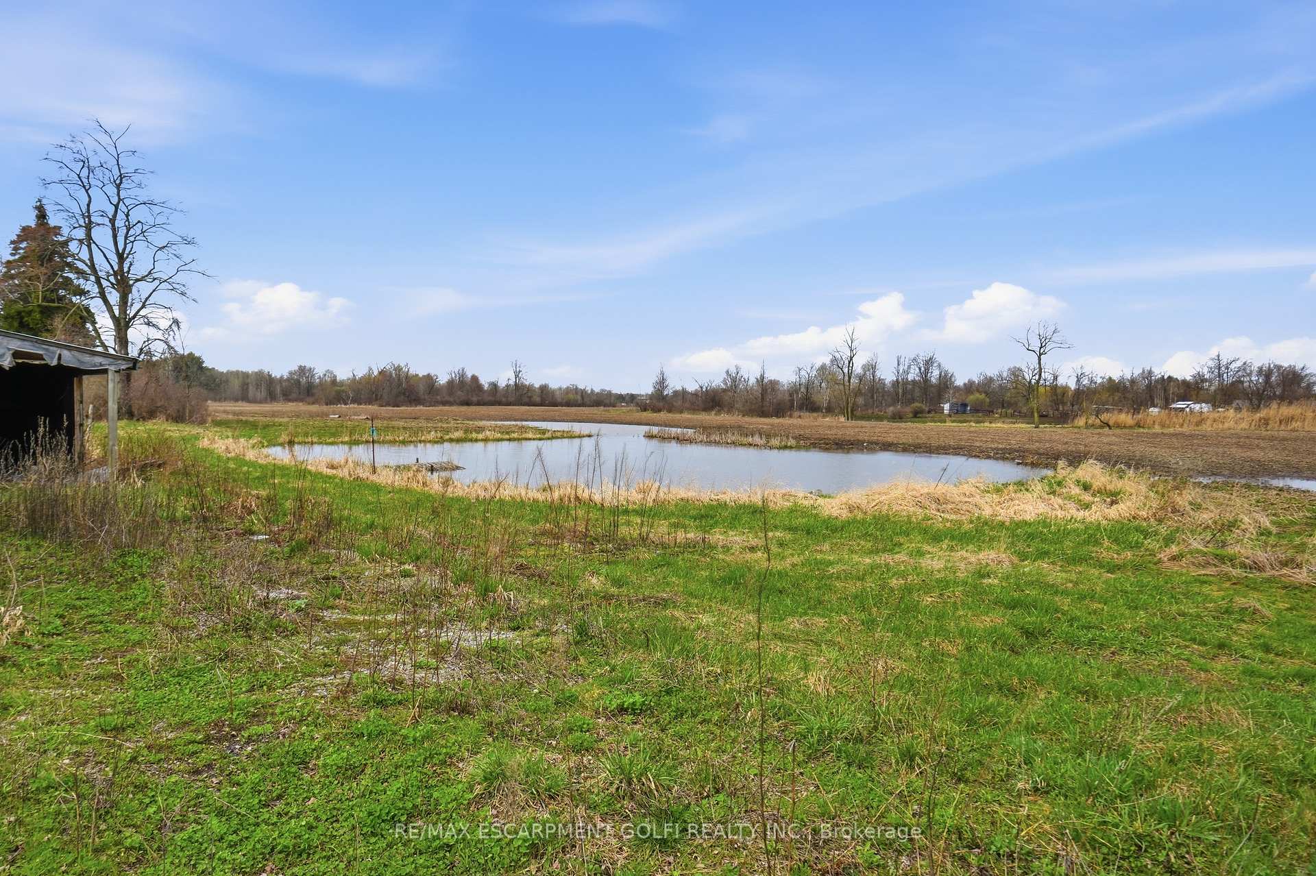 Photo 23 of 53 Young Road, Haldimand, Dunnville — HOMEH