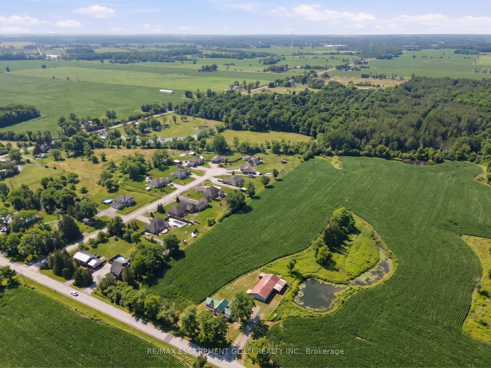 Photo 24 of 53 Young Road, Haldimand, Dunnville — HOMEH