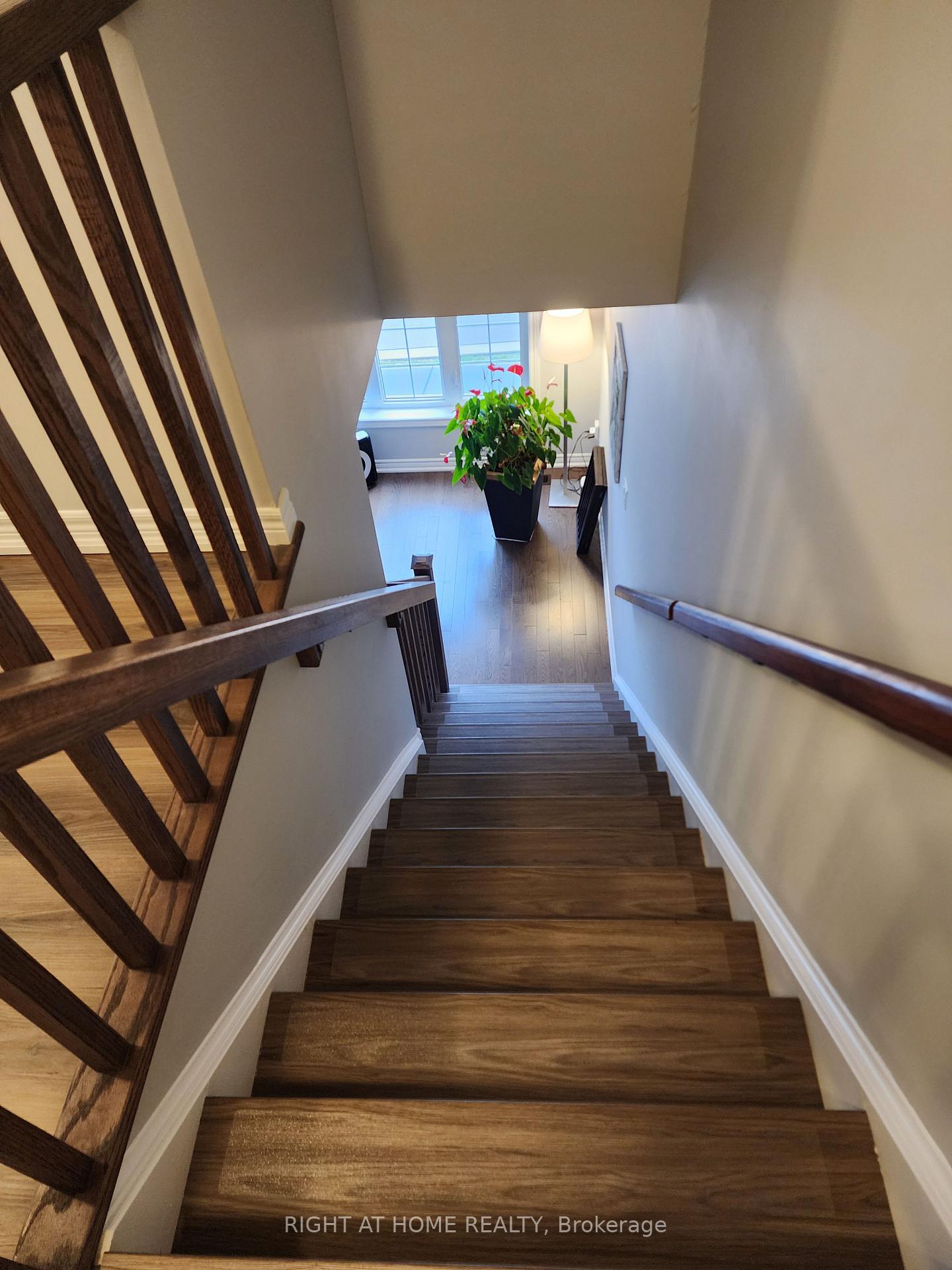 Photo 14 of 3108 Postridge Drive, Oakville, Joshua Meadows — HOMEH