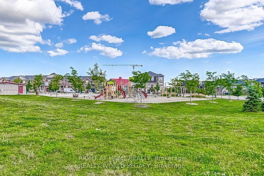 Photo 25 of 3108 Postridge Drive, Oakville, Joshua Meadows — HOMEH