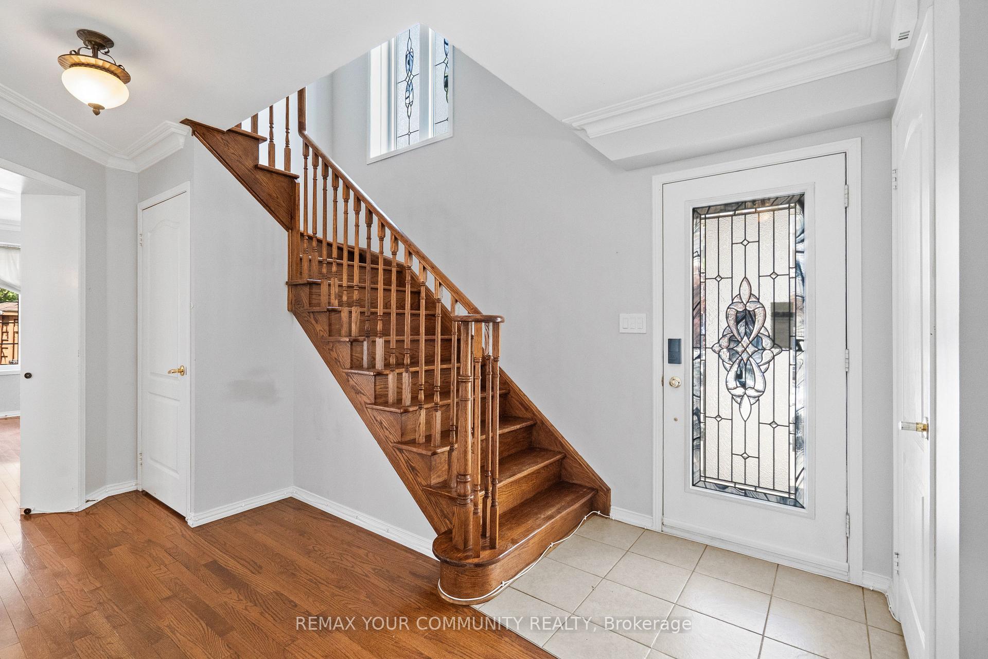 Photo 18 of 18 Telstar Way, Whitby, Brooklin — HOMEH