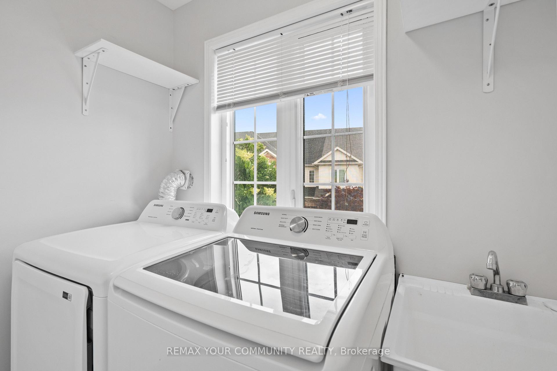 Photo 33 of 18 Telstar Way, Whitby, Brooklin — HOMEH
