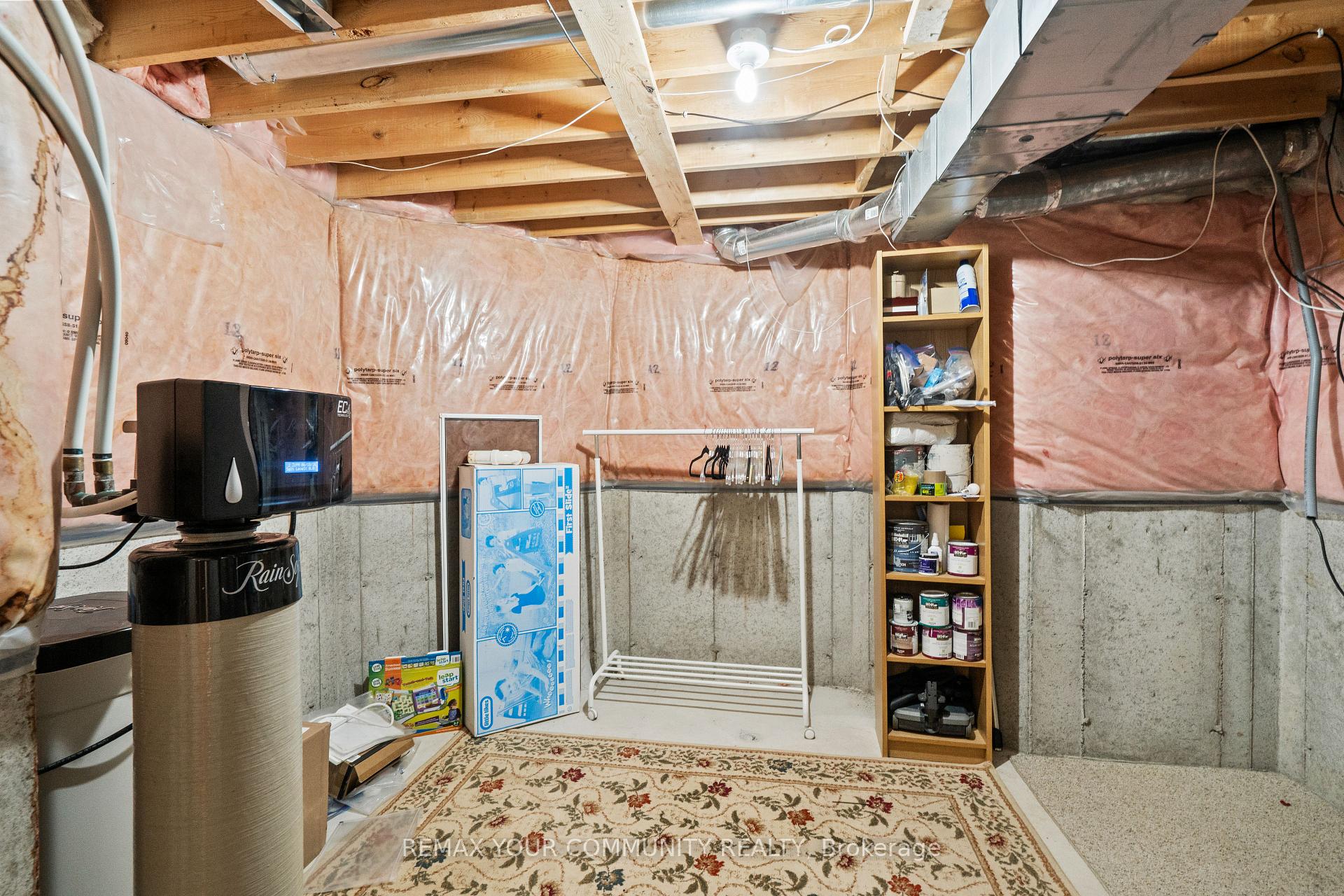 Photo 39 of 18 Telstar Way, Whitby, Brooklin — HOMEH