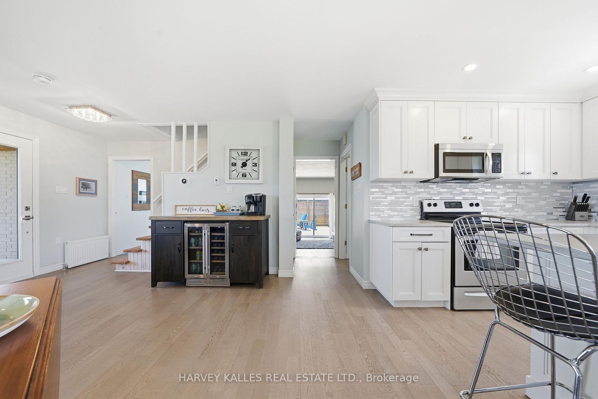 Photo 10 of 4631 County Rd 13, Prince Edward County, South Marysburg Ward — HOMEH