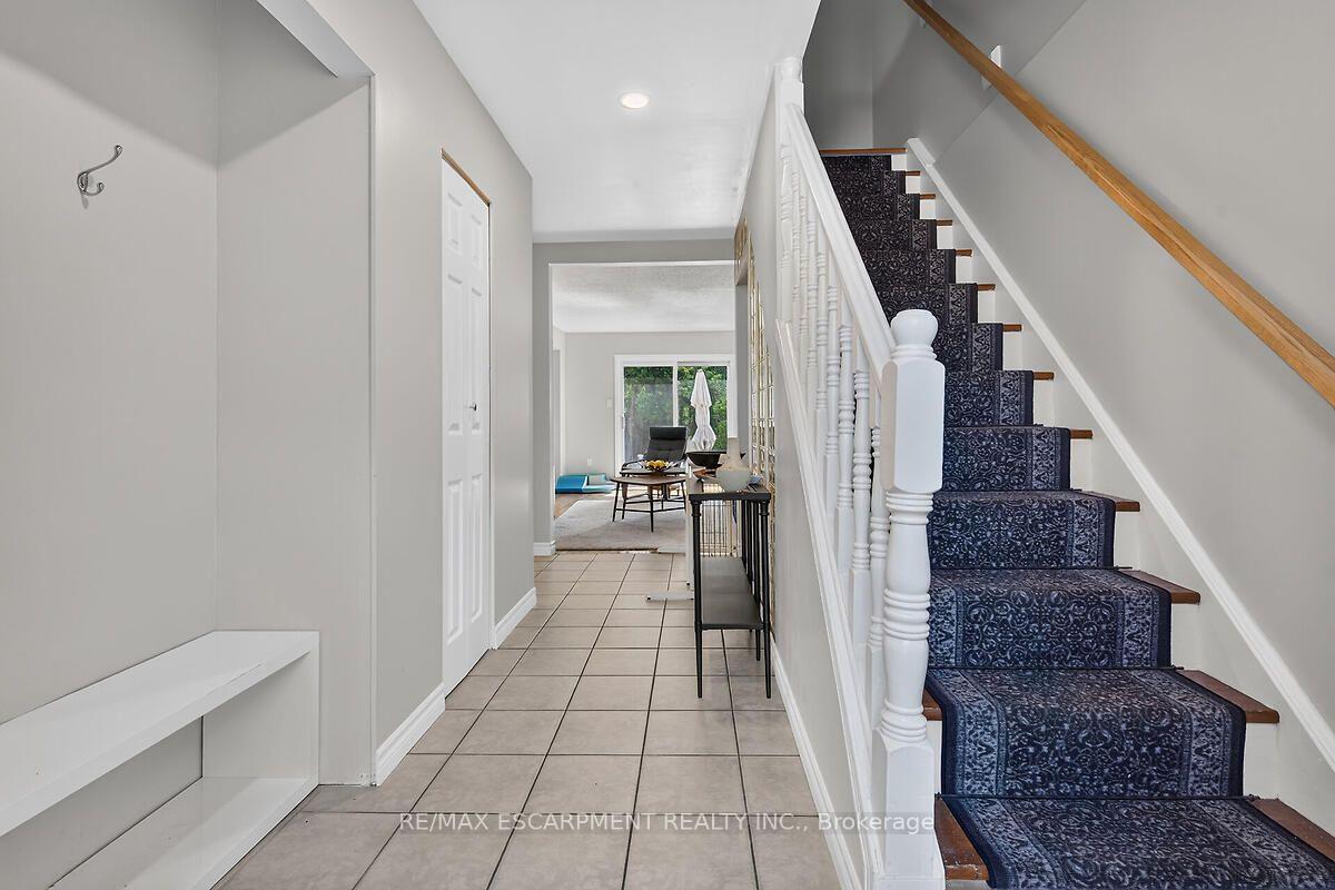 Photo 8 of Unit 24, 300 Rexford Drive, Hamilton, Randall — HOMEH
