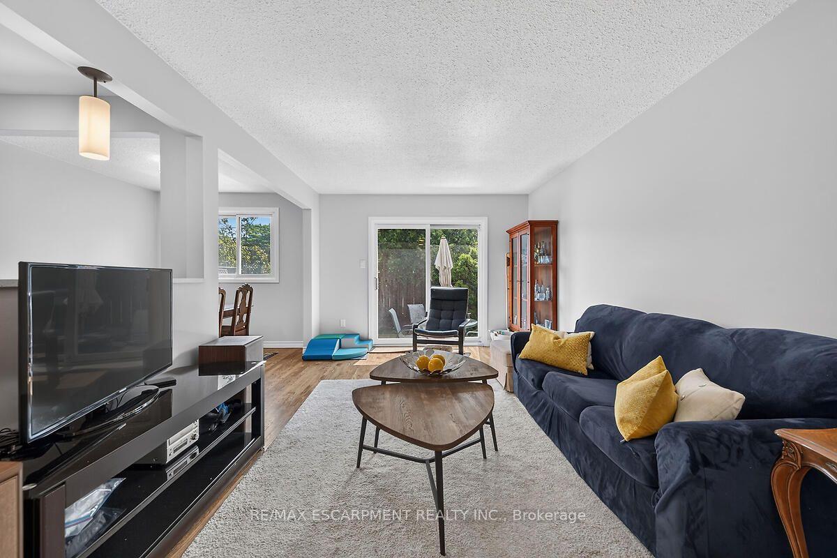 Photo 22 of Unit 24, 300 Rexford Drive, Hamilton, Randall — HOMEH