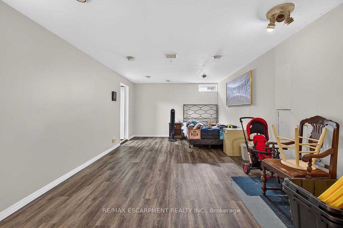 Photo 32 of Unit 24, 300 Rexford Drive, Hamilton, Randall — HOMEH