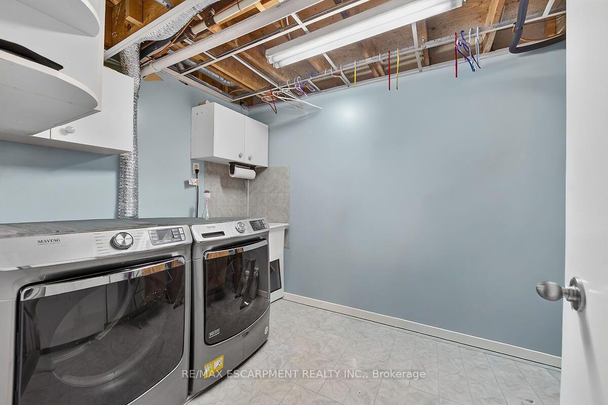 Photo 34 of Unit 24, 300 Rexford Drive, Hamilton, Randall — HOMEH