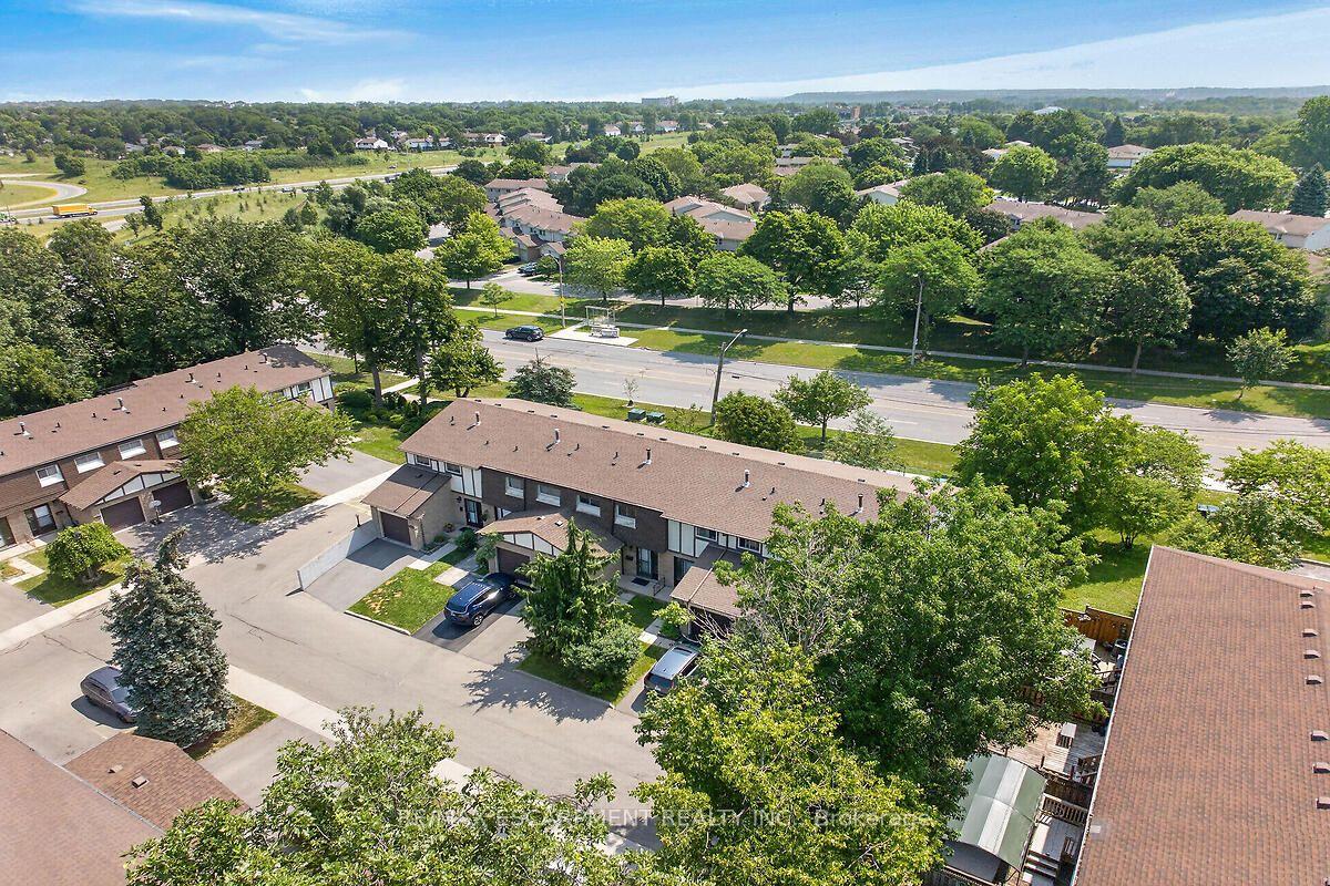 Photo 38 of Unit 24, 300 Rexford Drive, Hamilton, Randall — HOMEH