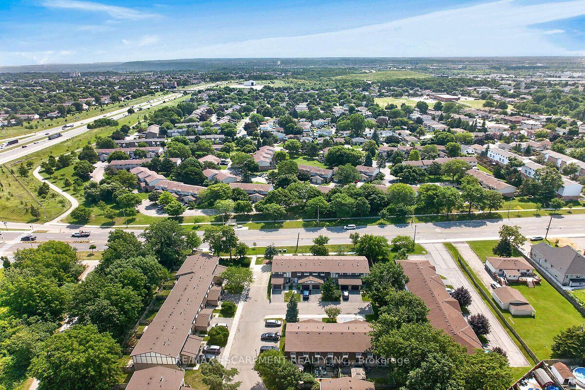 Photo 42 of Unit 24, 300 Rexford Drive, Hamilton, Randall — HOMEH