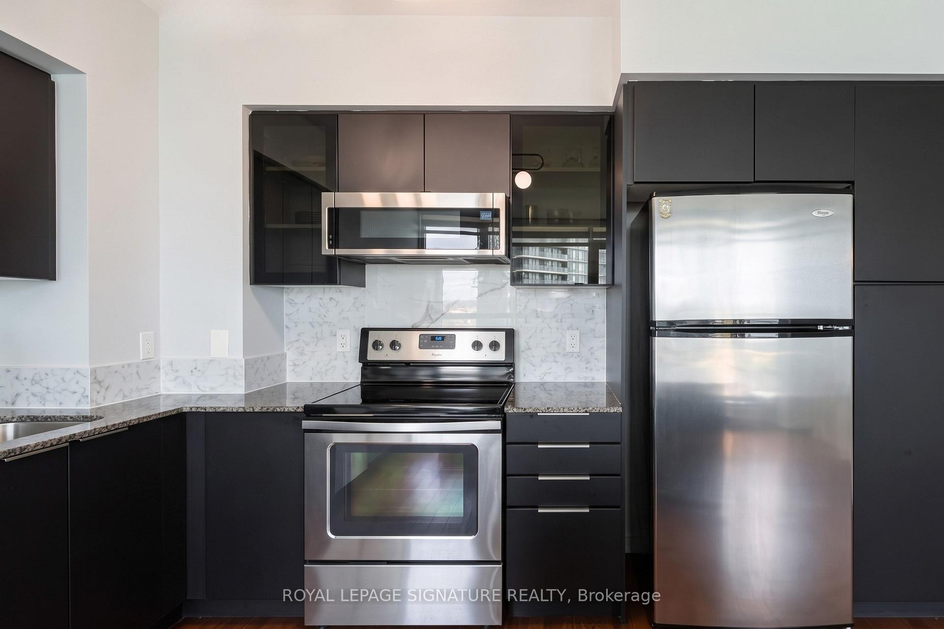Photo 3 of Unit 1505, 2230 Lake Shore Boulevard, Etobicoke, Mimico — HOMEH